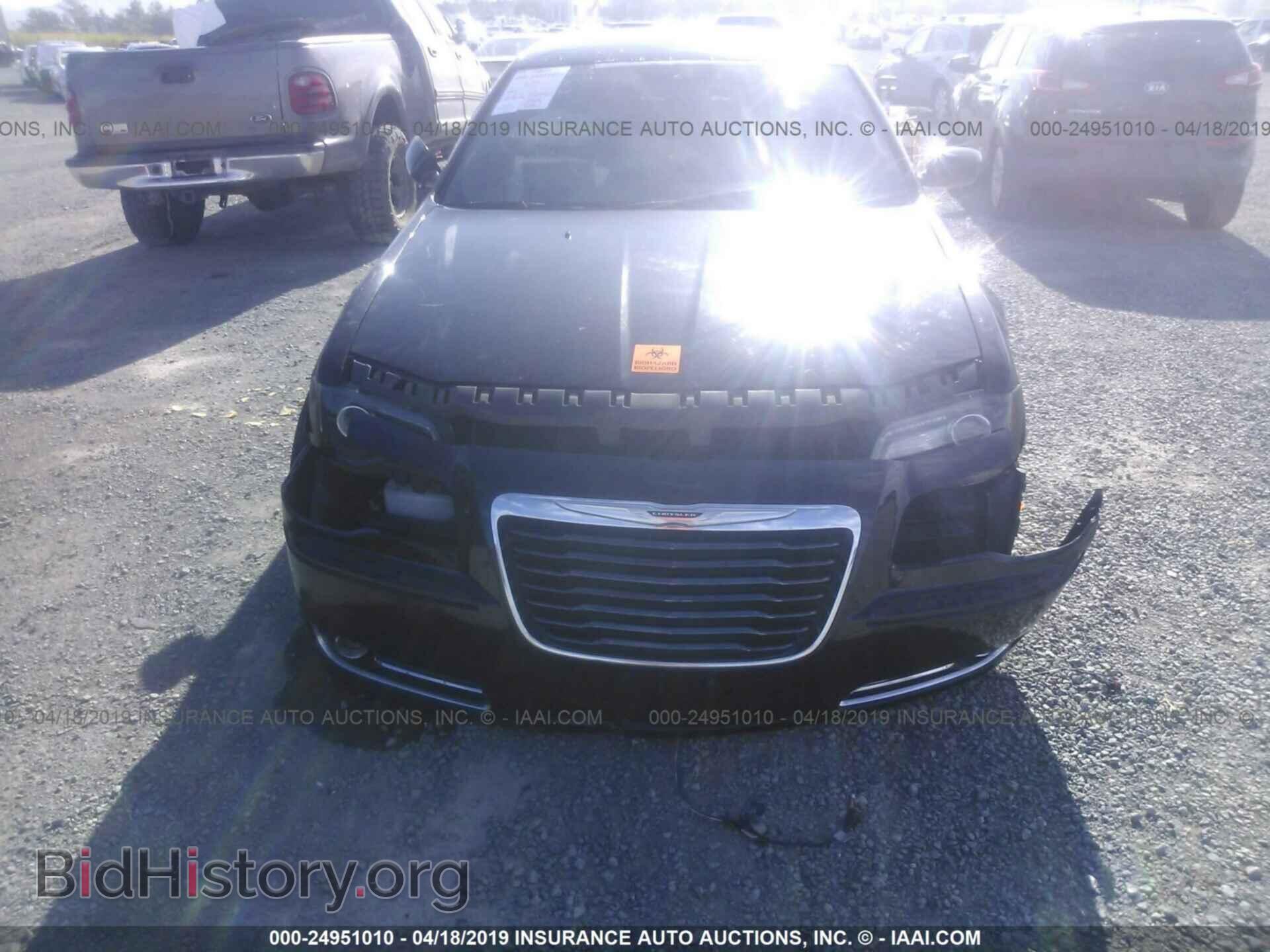 2013 CHRYSLER 300 - VIN: 2C3CCABG8DH662063 - Фото 6