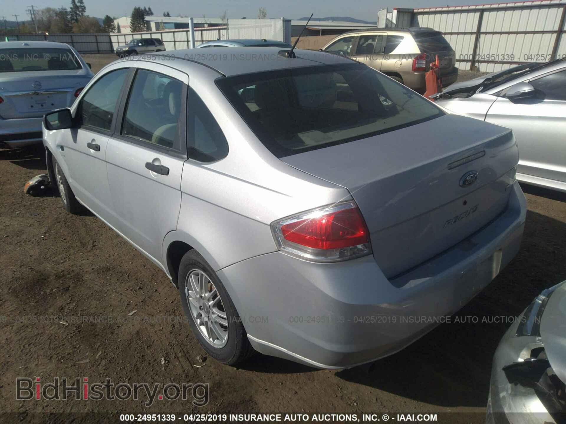 2008 FORD FOCUS - VIN: 1FAHP35N98W166519 - Фото 3