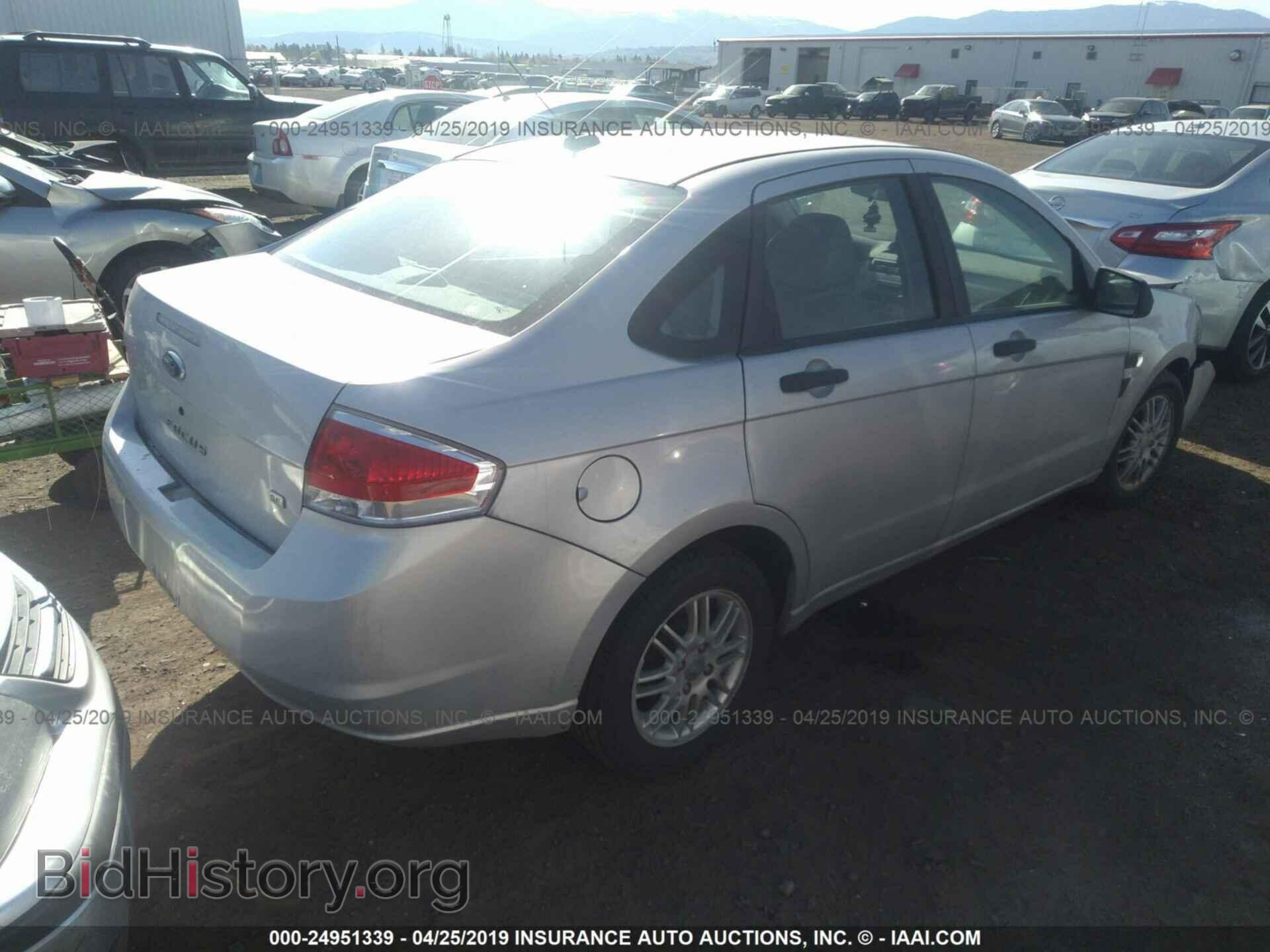 2008 FORD FOCUS - VIN: 1FAHP35N98W166519 - Фото 4