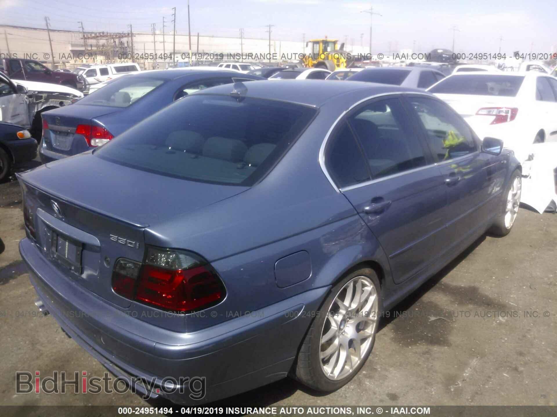 2005 BMW 330 - VIN: WBAEV53435KM42654 - Фото 4