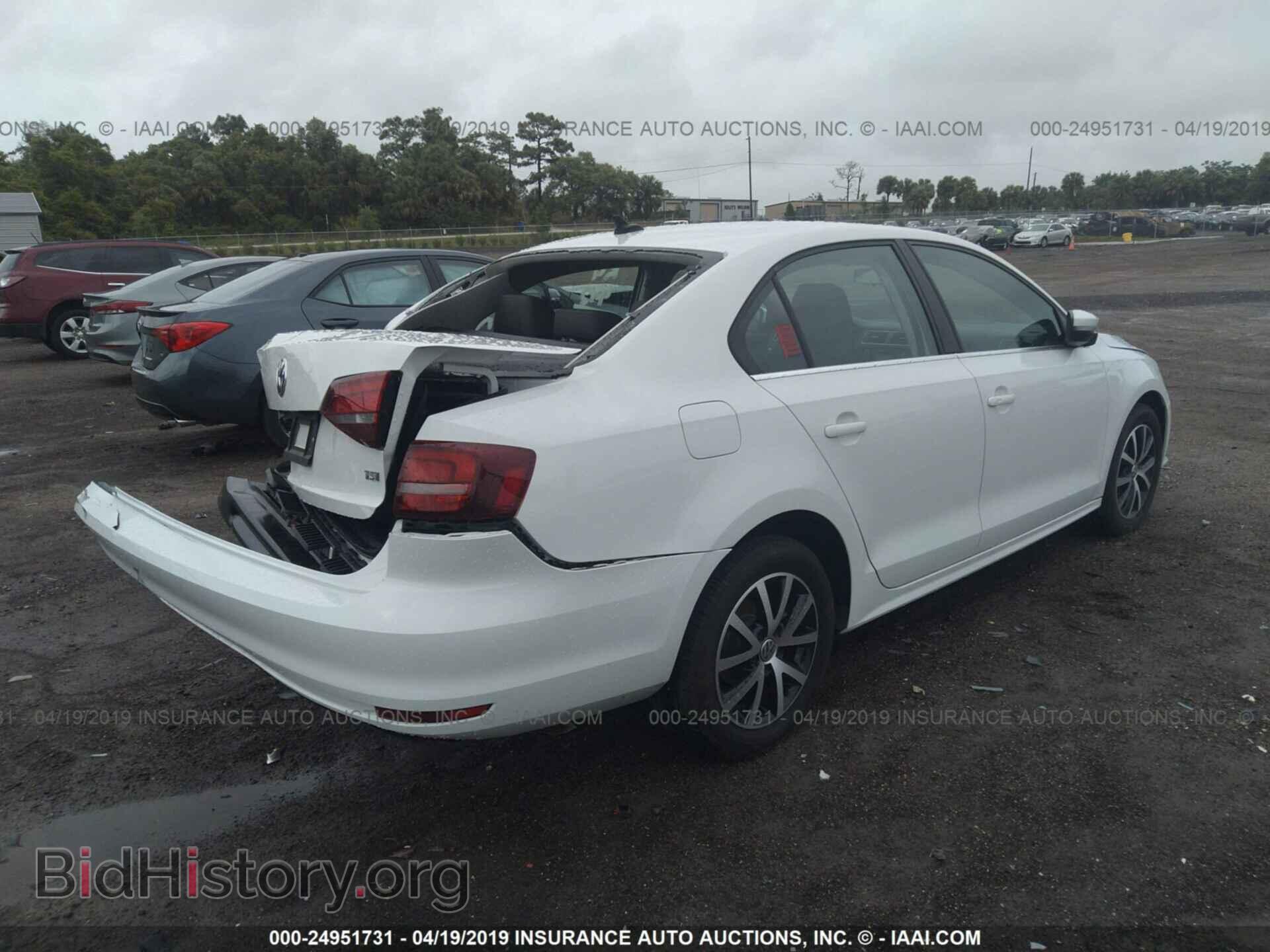 2017 VOLKSWAGEN JETTA - VIN: 3VWDB7AJ3HM360767 - Фото 4