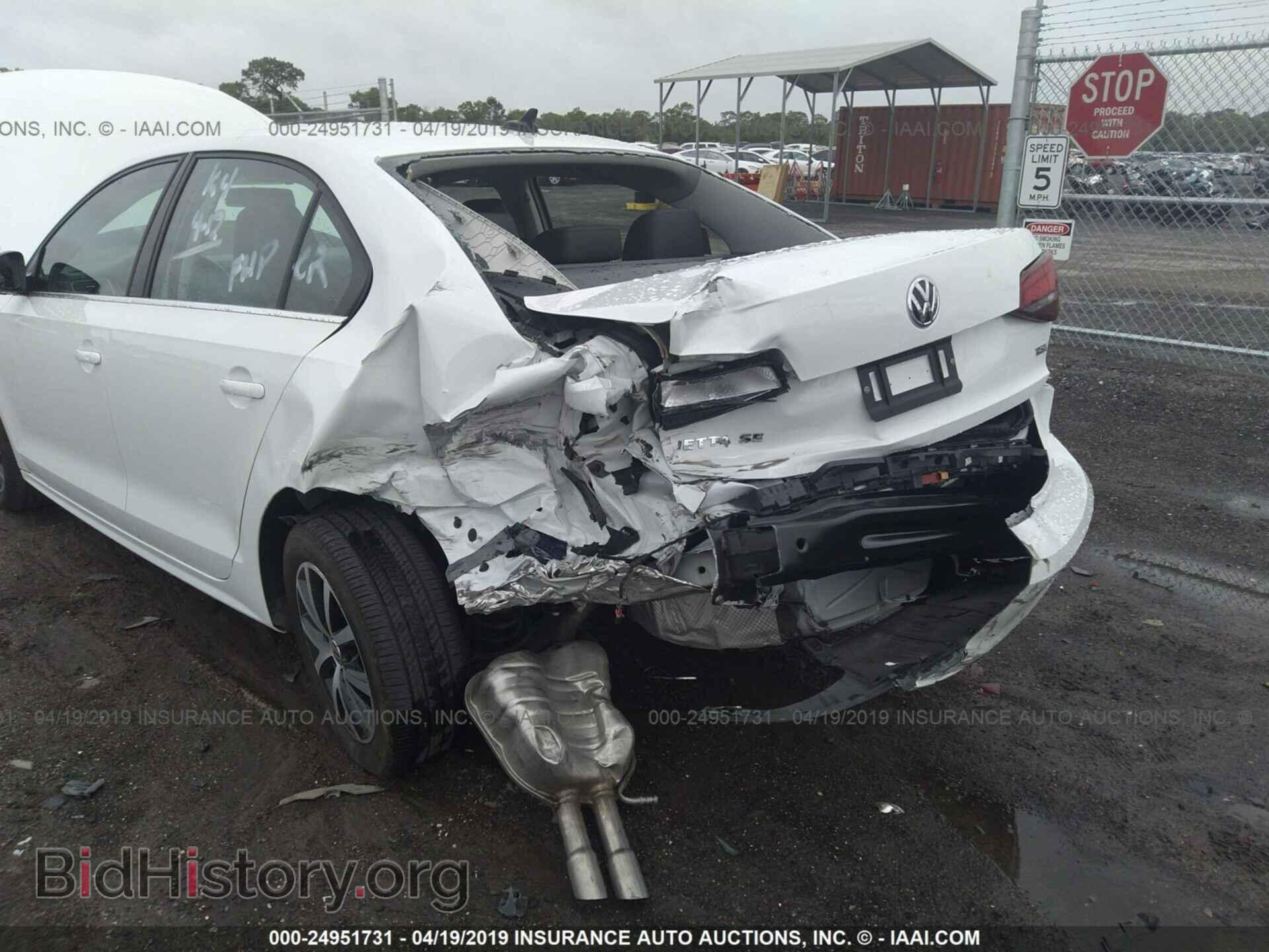 2017 VOLKSWAGEN JETTA - VIN: 3VWDB7AJ3HM360767 - Фото 6