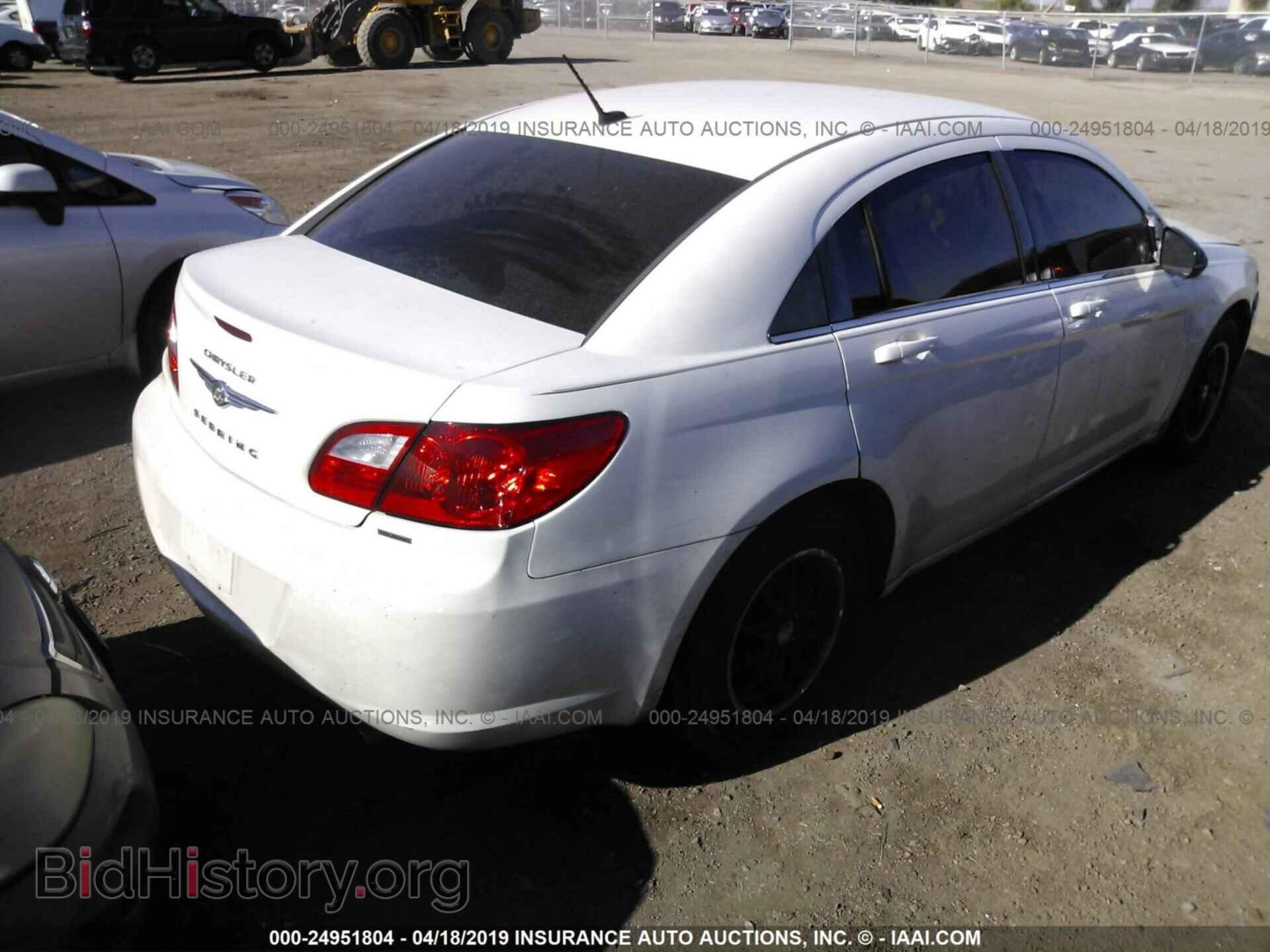 2010 CHRYSLER SEBRING - VIN: 1C3CC4FB6AN161076 - Фото 3