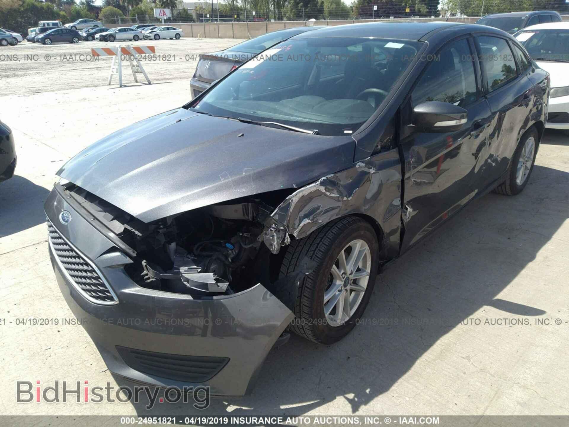 2017 FORD FOCUS - VIN: 1FADP3F24HL304567 - Photo 2