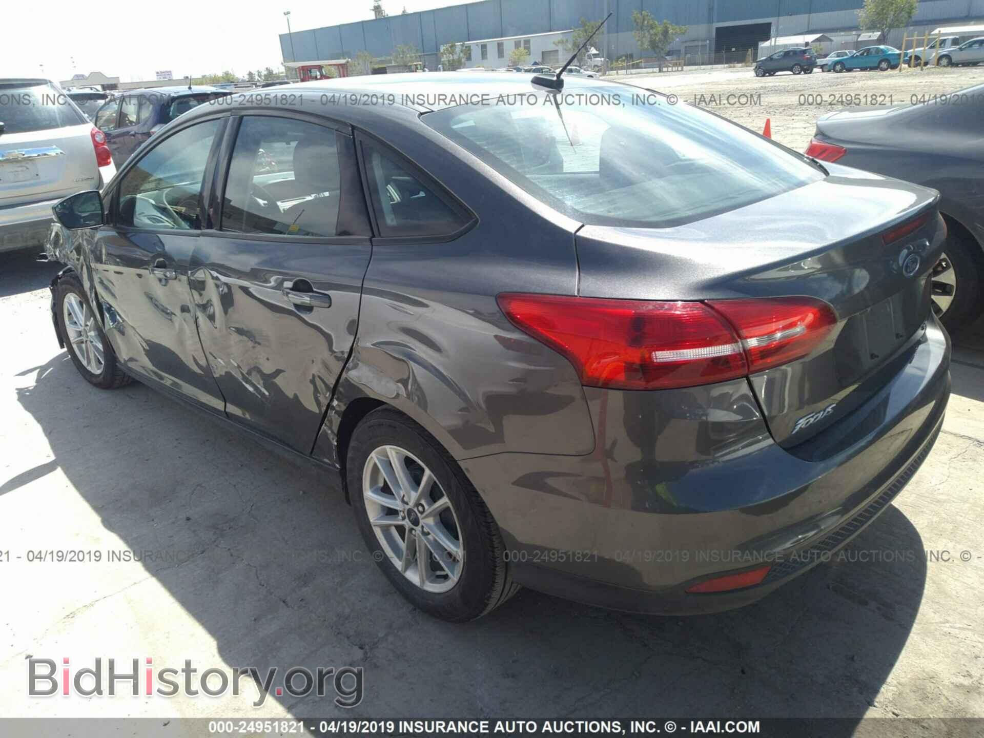 2017 FORD FOCUS - VIN: 1FADP3F24HL304567 - Photo 3