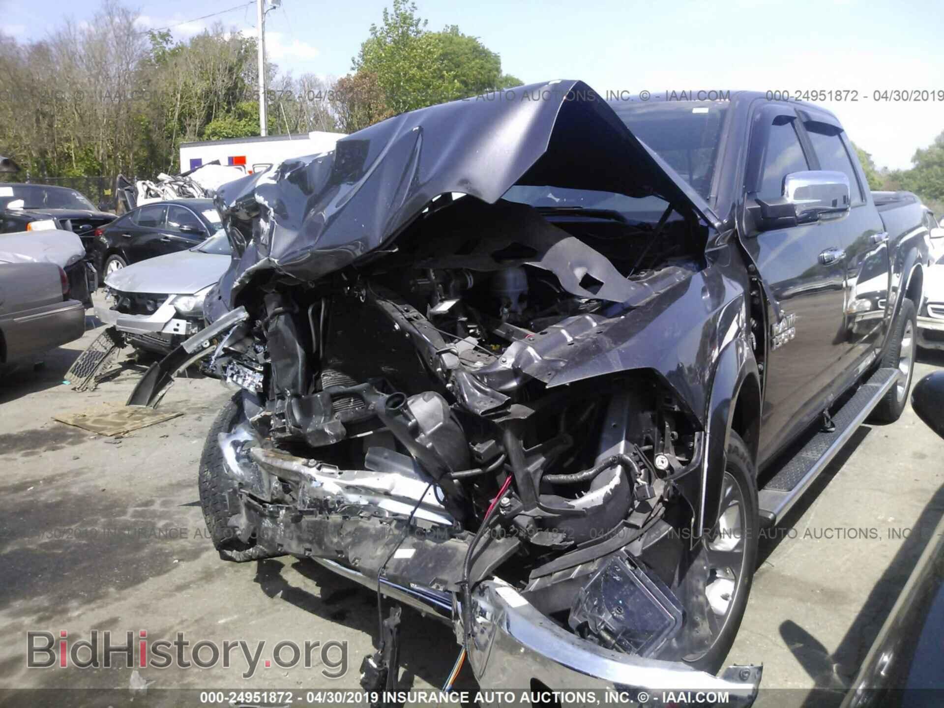 2017 RAM 1500 - VIN: 1C6RR7NT1HS764035 - Photo 2