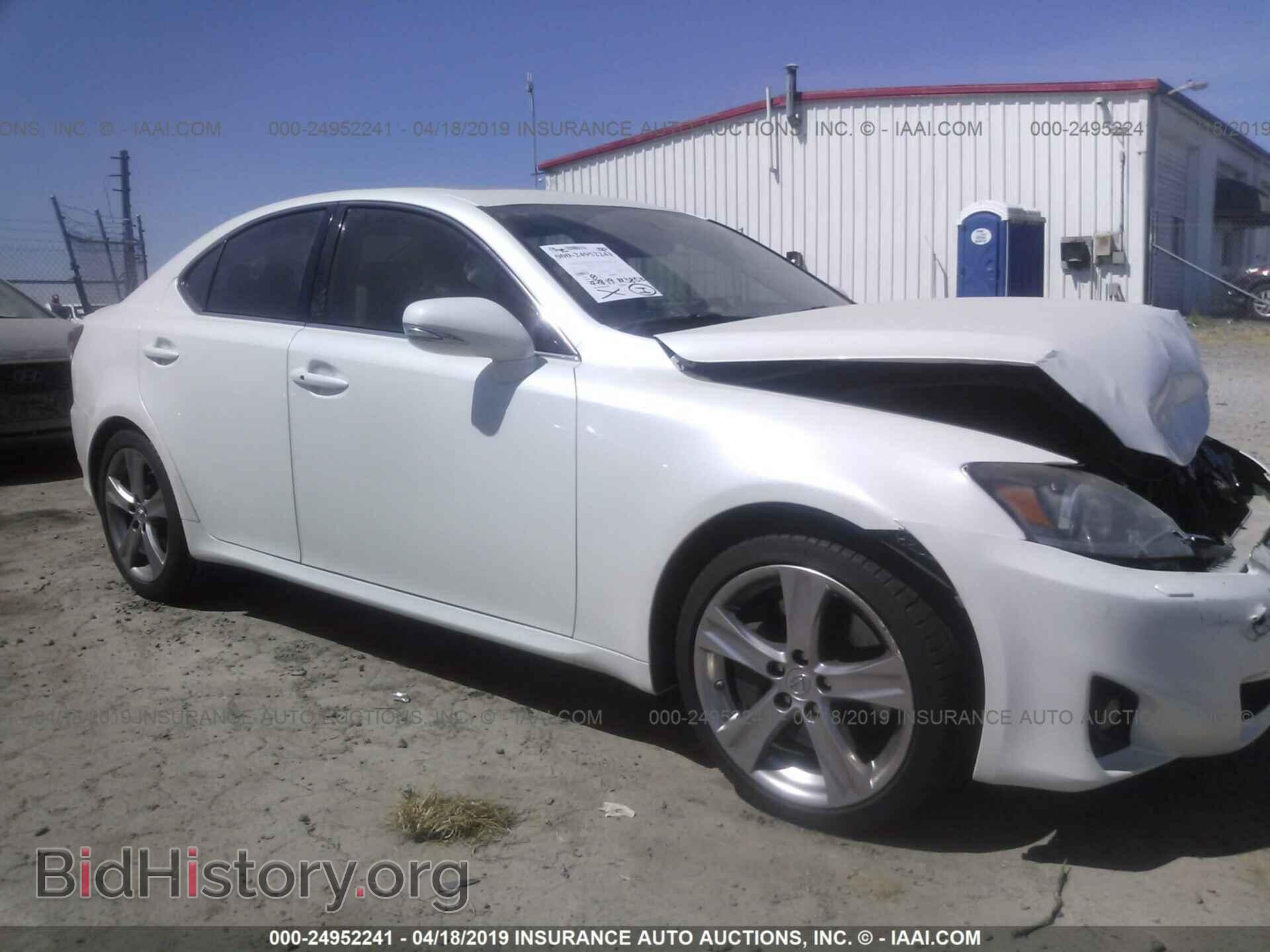 Photo JTHBE5C25C5029438 - LEXUS IS 2012