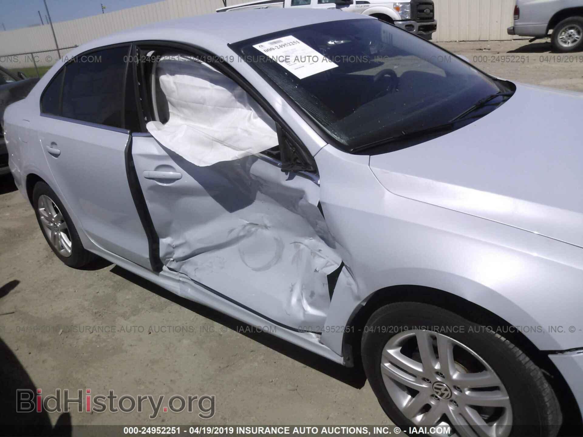 2017 VOLKSWAGEN JETTA - VIN: 3VW2B7AJ5HM374869 - Фото 6
