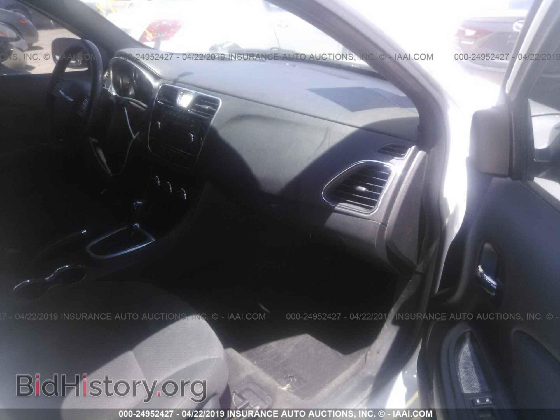 2012 CHRYSLER 200 - VIN: 1C3CCBAB9CN291836 - Photo 5