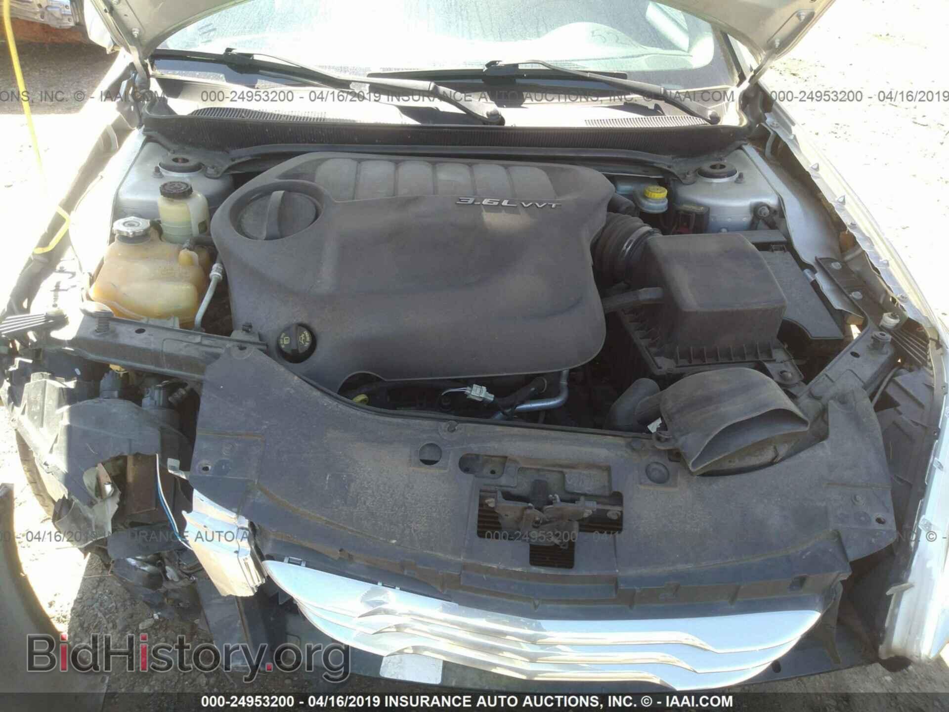 2012 CHRYSLER 200 - VIN: 1C3CCBAG8CN155211 - Фото 10