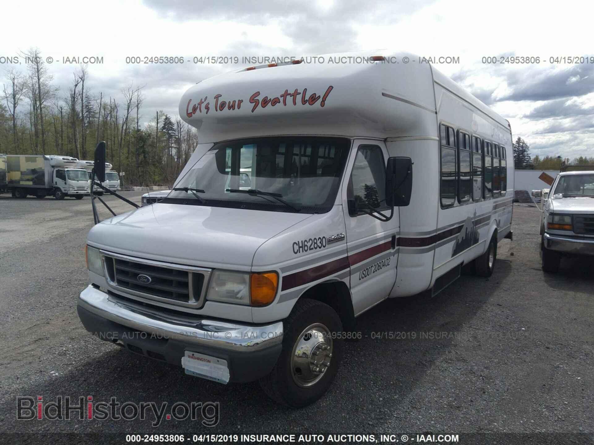 2006 FORD ECONOLINE - VIN: 1FDXE45S16DB10487 - Фото 2