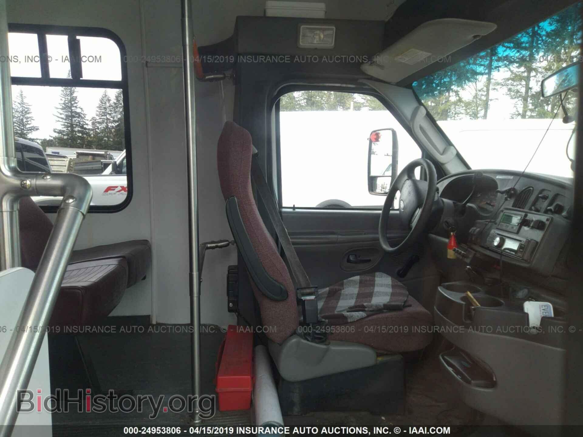 2006 FORD ECONOLINE - VIN: 1FDXE45S16DB10487 - Фото 5