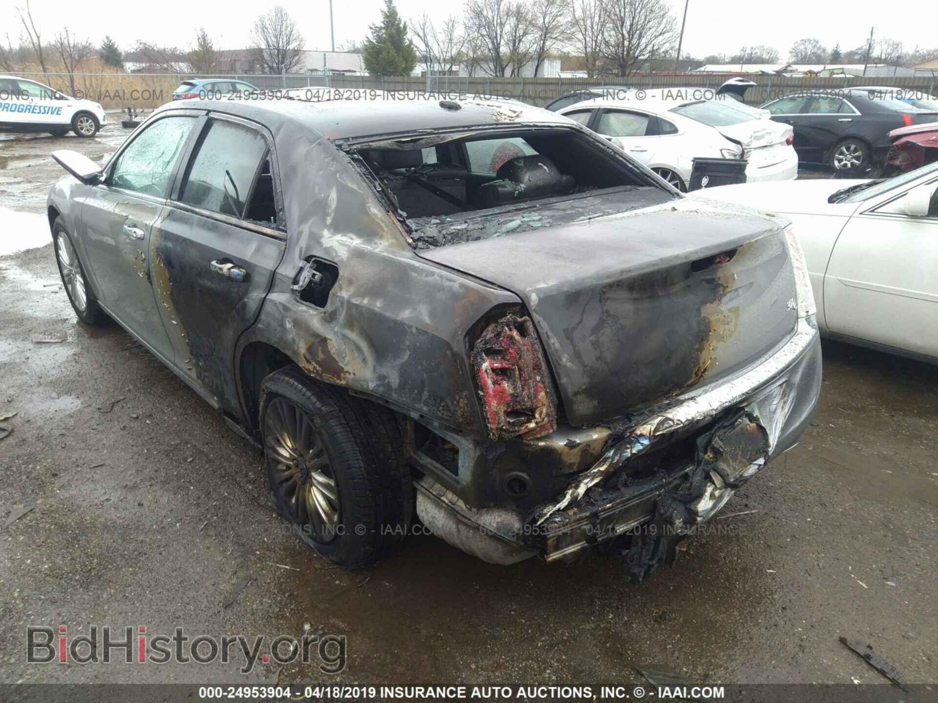 2014 CHRYSLER 300C - VIN: 2C3CCAKG3EH273302 - Фото 6
