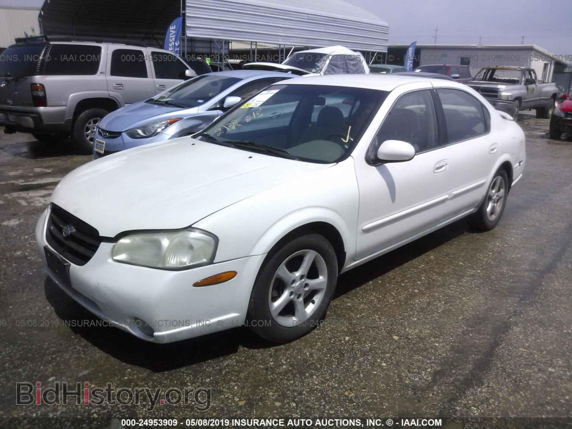 2000 NISSAN MAXIMA - VIN: JN1CA31D0YT764196 - Фото 2