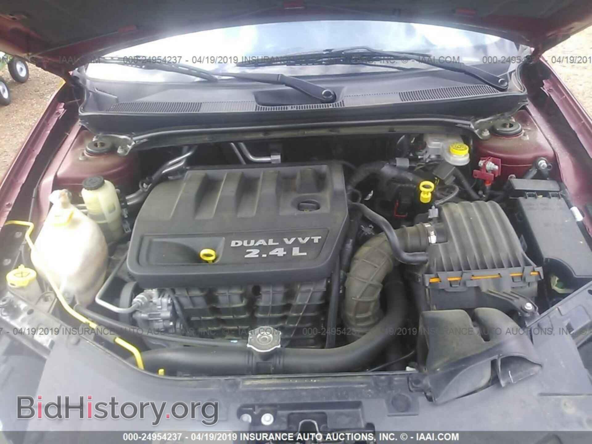 2014 CHRYSLER 200 - VIN: 1C3CCBAB8EN121843 - Фото 10