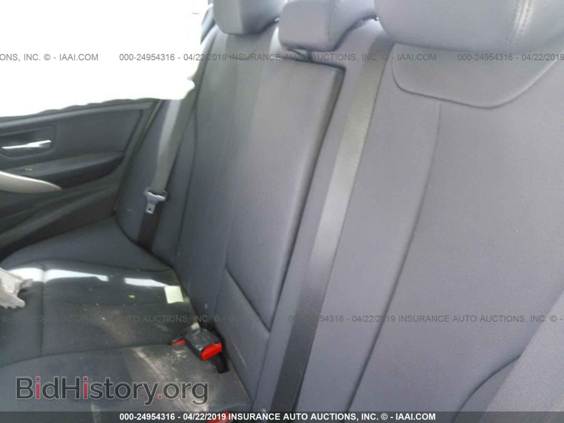 2017 BMW 320 - VIN: WBA8A9C59HK620144 - Photo 8