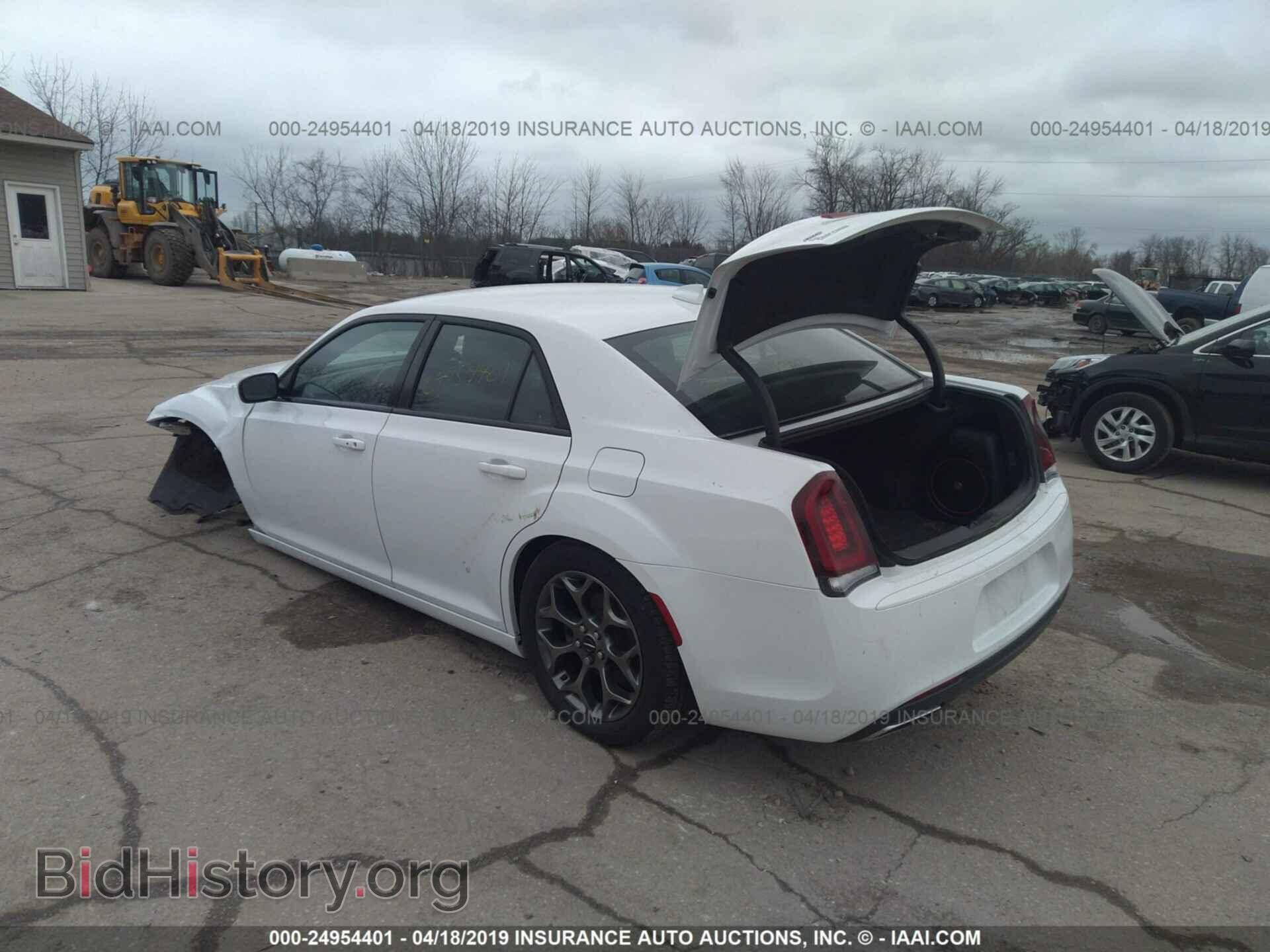 2016 CHRYSLER 300 - VIN: 2C3CCAGG2GH182761 - Photo 3