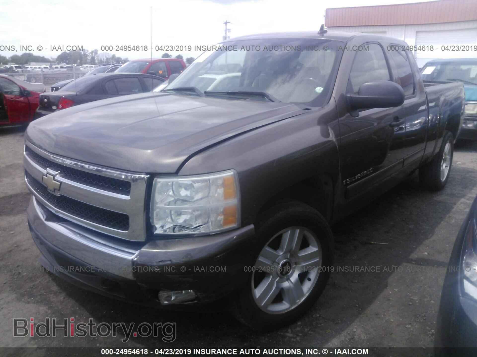 2007 CHEVROLET SILVERADO - VIN: 2GCEC19J771715161 - Фото 2