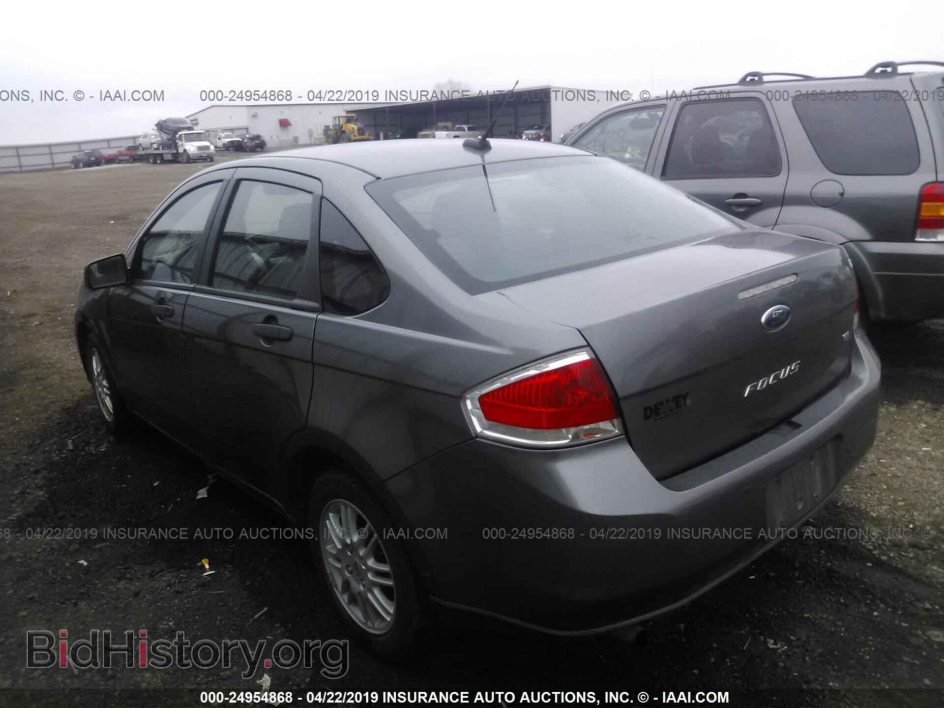 2011 FORD FOCUS - VIN: 1FAHP3FN7BW147053 - Photo 3