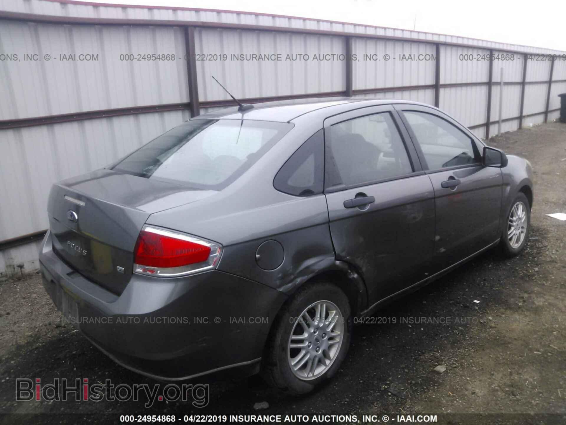 2011 FORD FOCUS - VIN: 1FAHP3FN7BW147053 - Photo 4