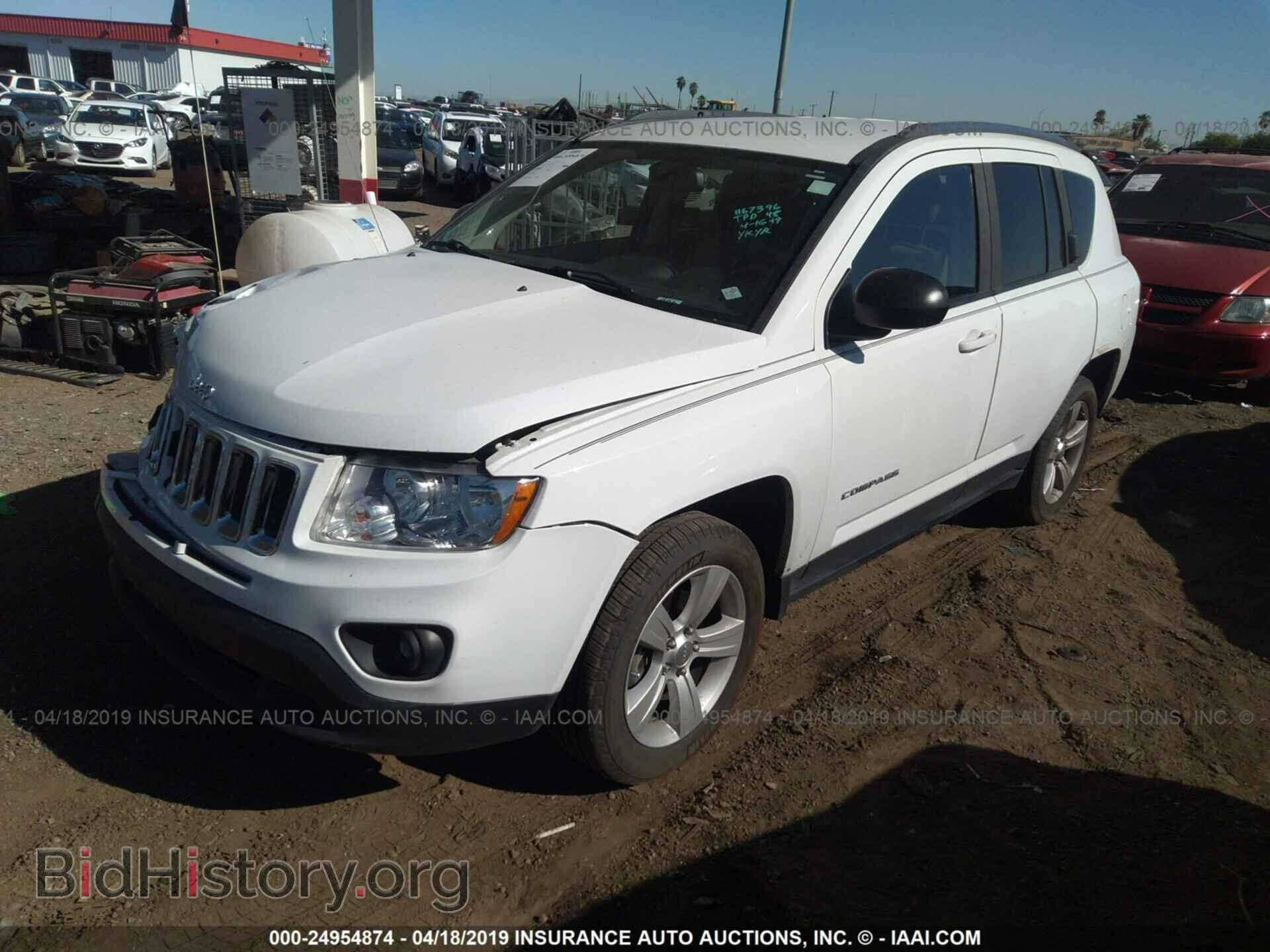 2013 JEEP COMPASS - VIN: 1C4NJCEB5DD213040 - Фото 2