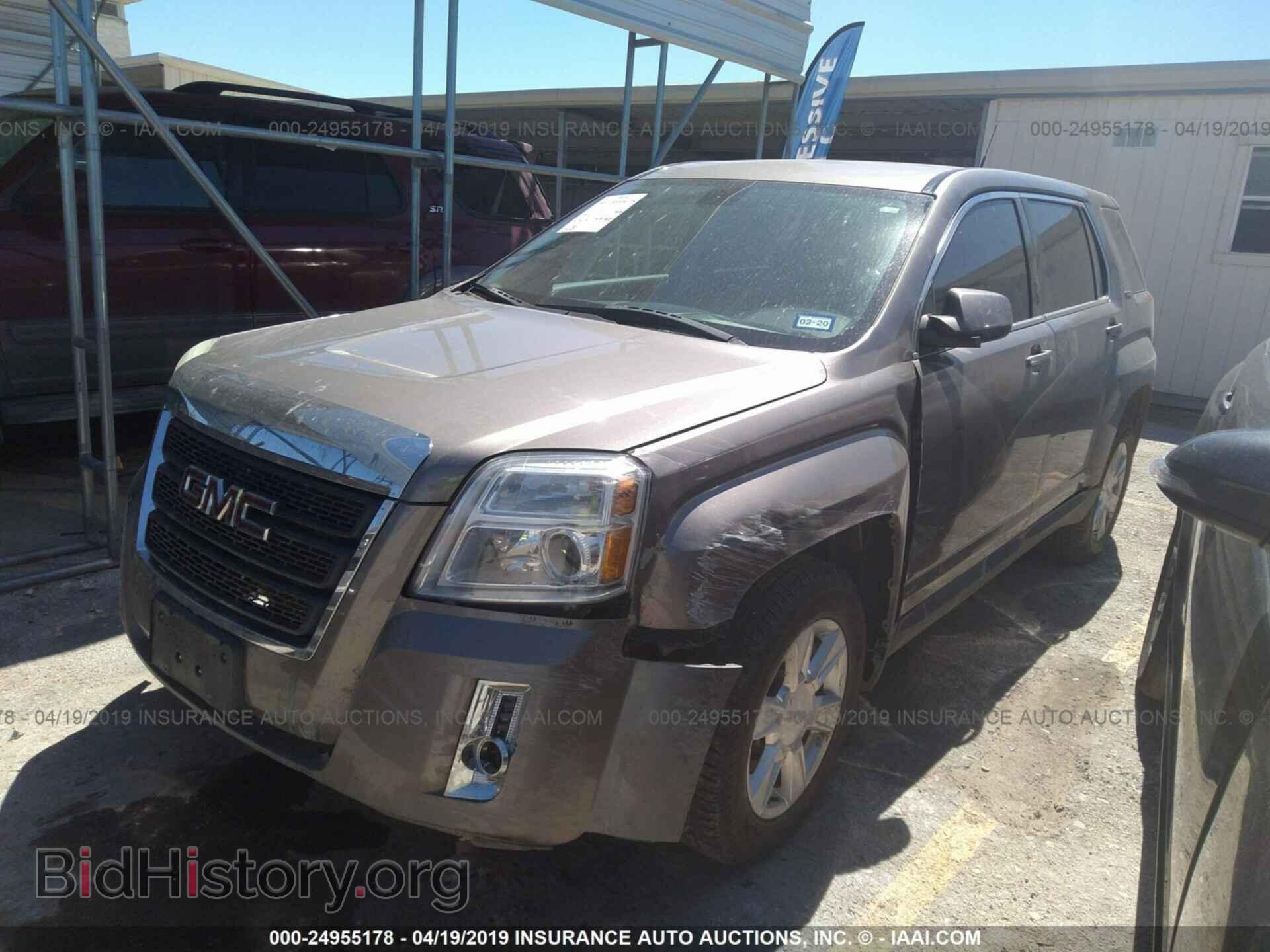 2011 GMC TERRAIN - VIN: 2CTALMEC8B6383027 - Photo 2