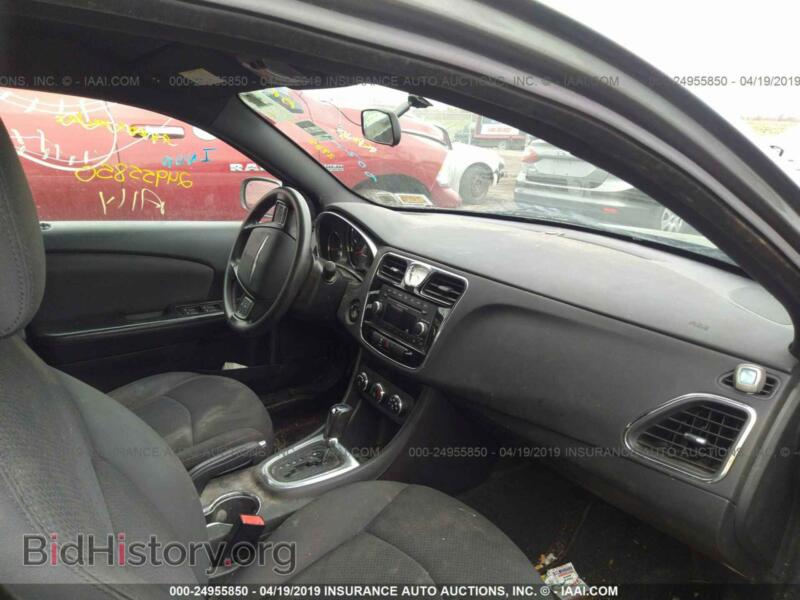2012 Chrysler 200 (VIN 1C3CCBAB7CN295643) — фото 5 из 10