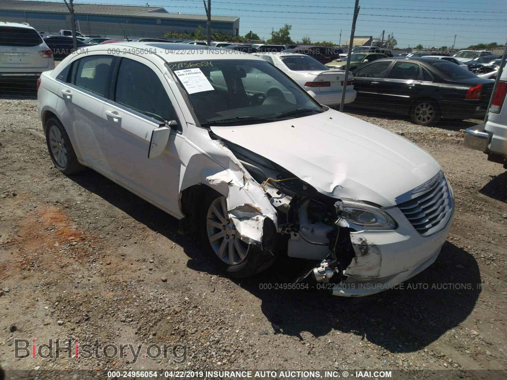 Фотография 1C3BC1FG2BN504277 - CHRYSLER 200 2011