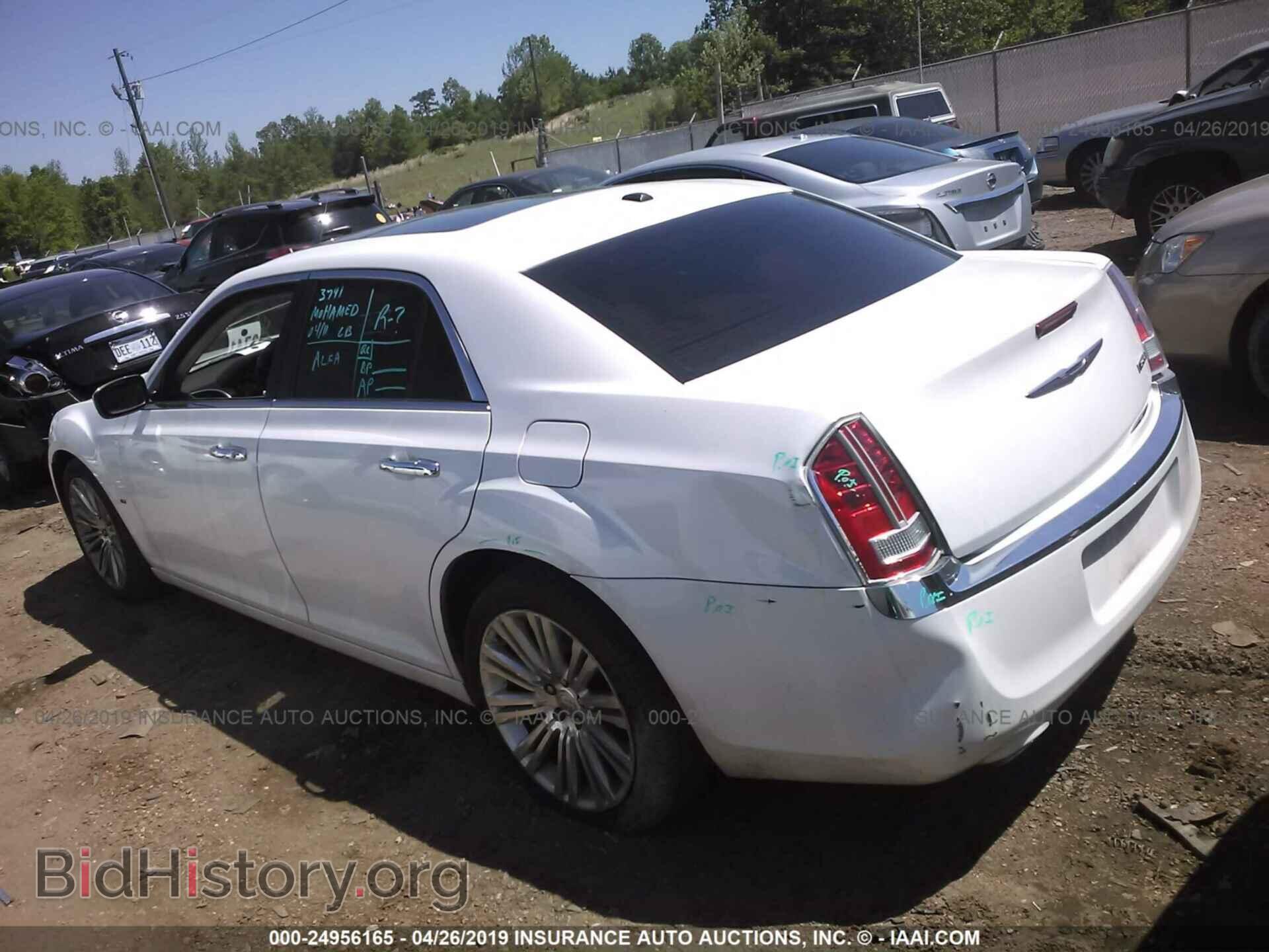 2013 CHRYSLER 300C - VIN: 2C3CCAETXDH731909 - Фото 3