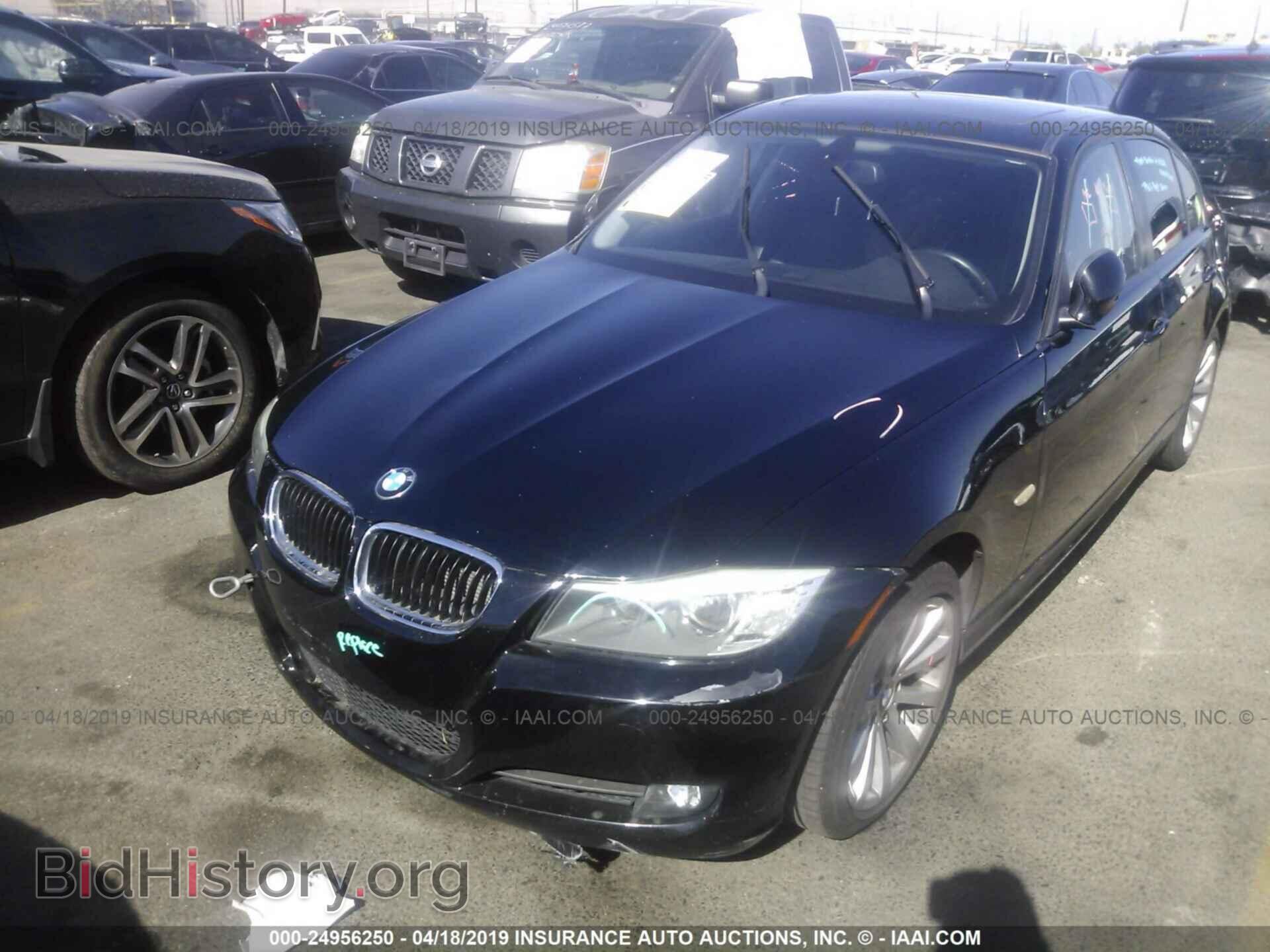2011 BMW 328 - VIN: WBAPH7C57BE460010 - Фото 2