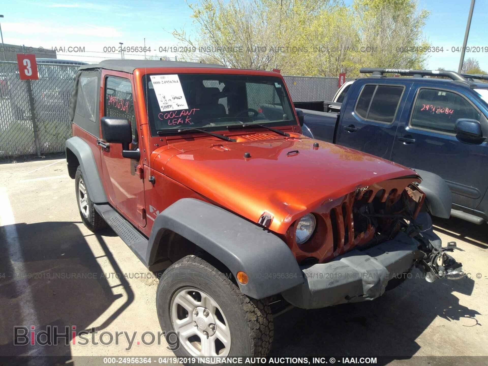 Photo 1J4FA24199L734471 - JEEP WRANGLER 2009