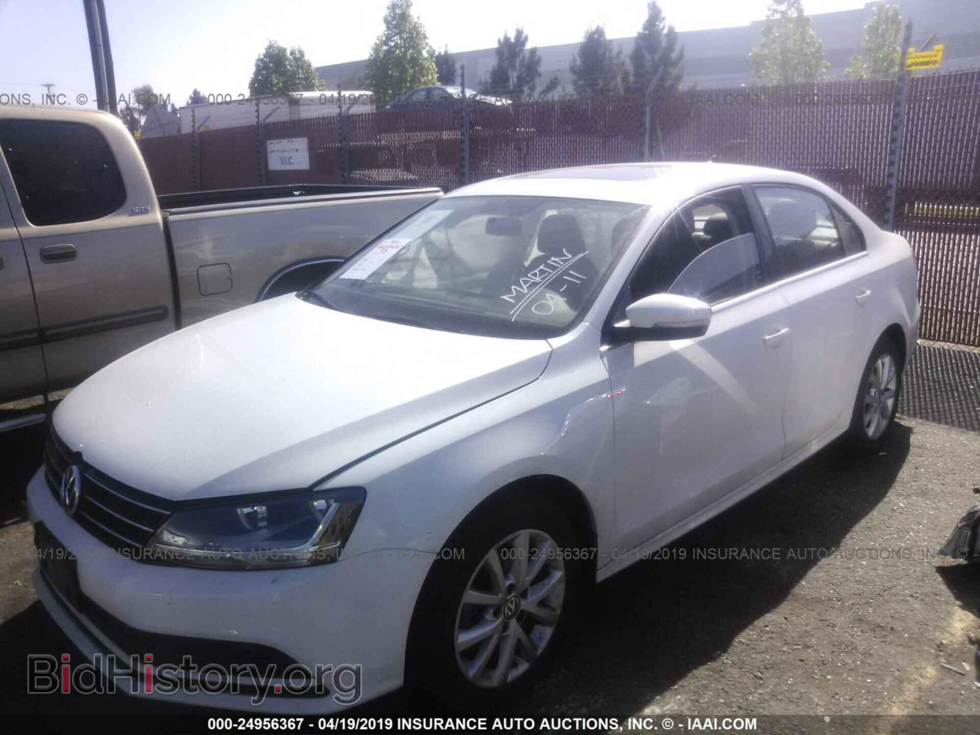 2017 VOLKSWAGEN JETTA - VIN: 3VWDB7AJ3HM342849 - Photo 2