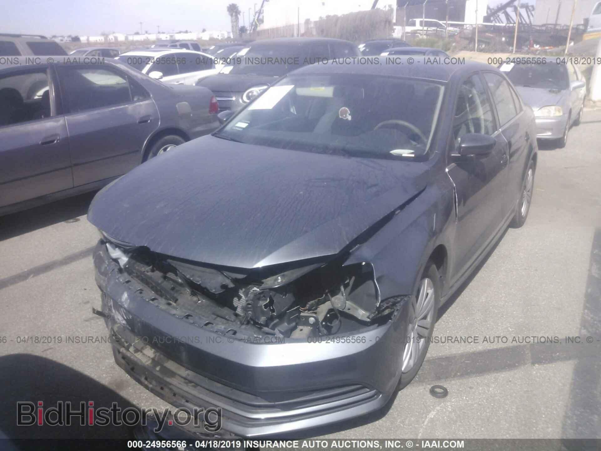 2017 VOLKSWAGEN JETTA - VIN: 3VW2B7AJ0HM251738 - Фото 2