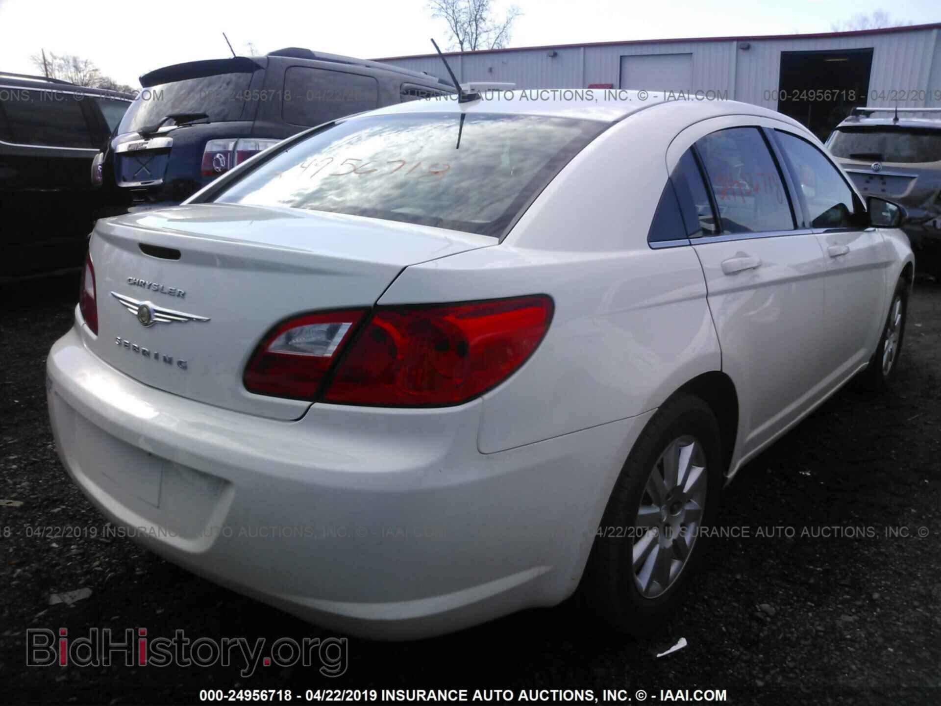 2010 CHRYSLER SEBRING - VIN: 1C3CC4FB7AN123789 - Фото 4