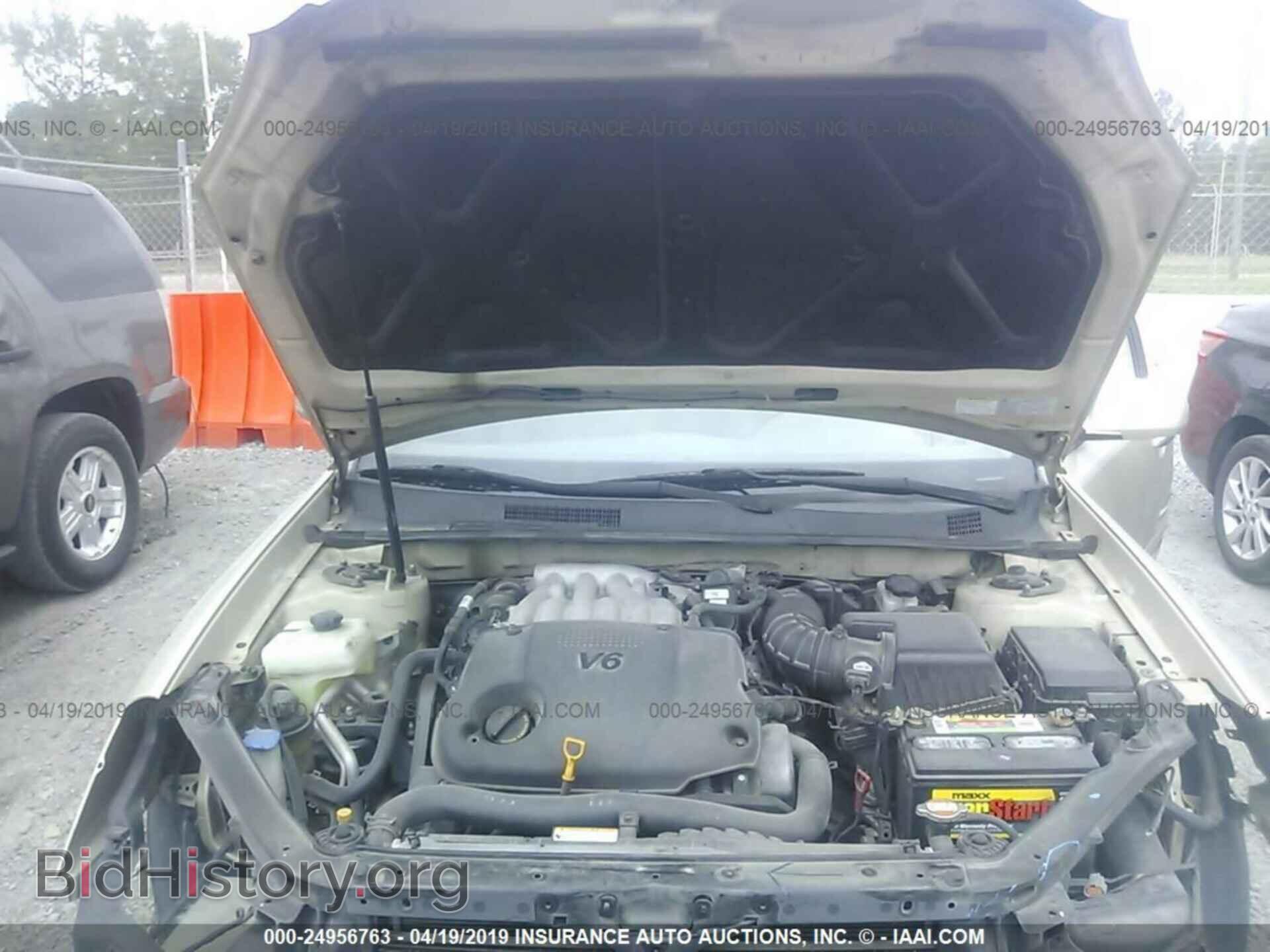 2008 KIA OPTIMA - VIN: KNAGE124885242892 - Фото 10