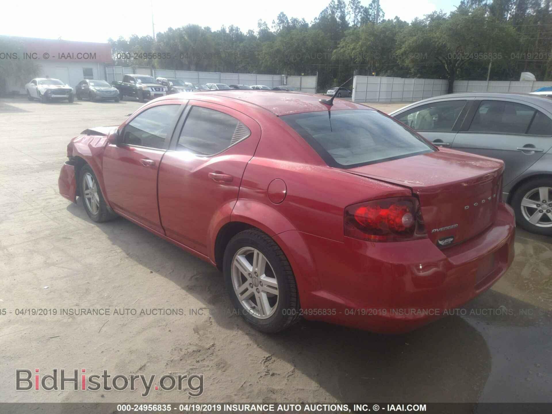 2011 DODGE AVENGER - VIN: 1B3BD1FB3BN526481 - Фото 3