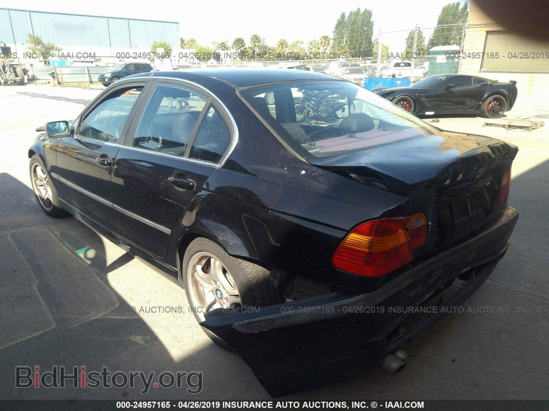 2002 BMW 330 - VIN: WBAEV53452KM19419 - Фото 3