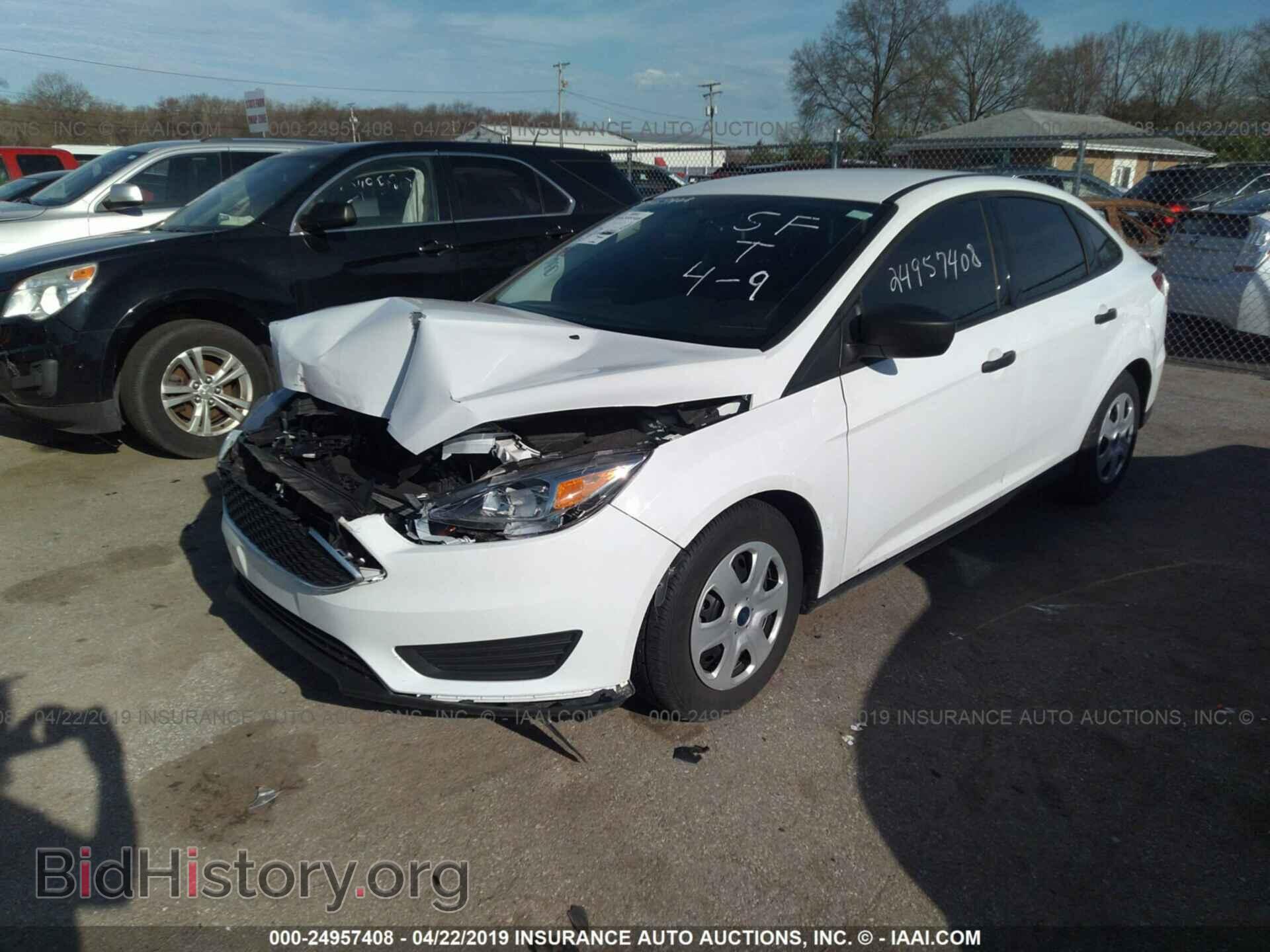 2018 FORD FOCUS - VIN: 1FADP3E21JL310902 - Фото 2