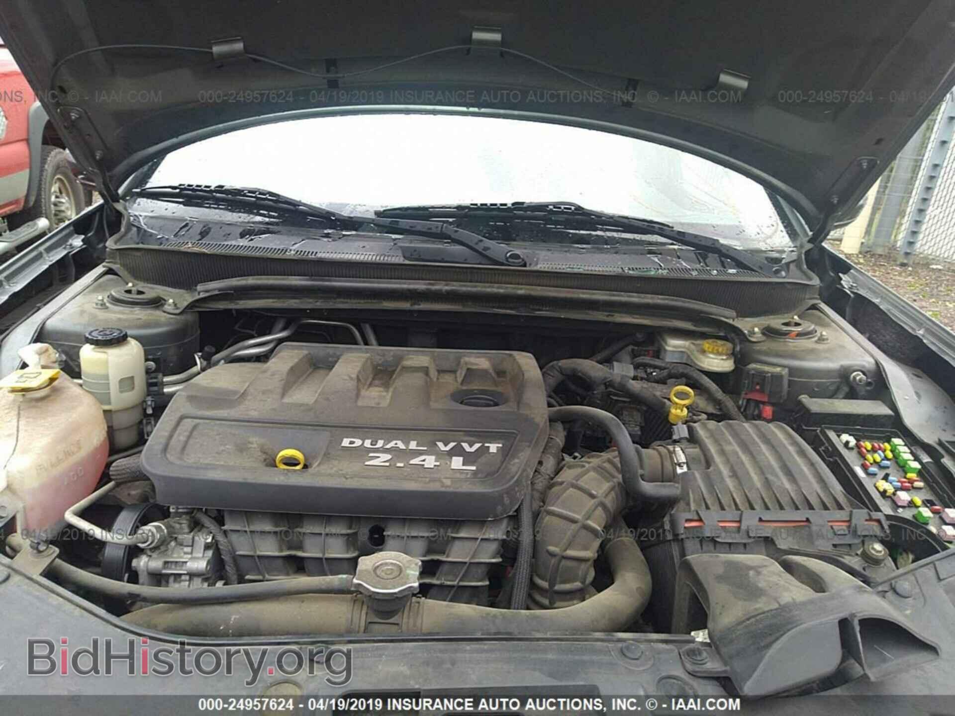 2013 CHRYSLER 200 - VIN: 1C3CCBBB8DN557864 - Фото 10