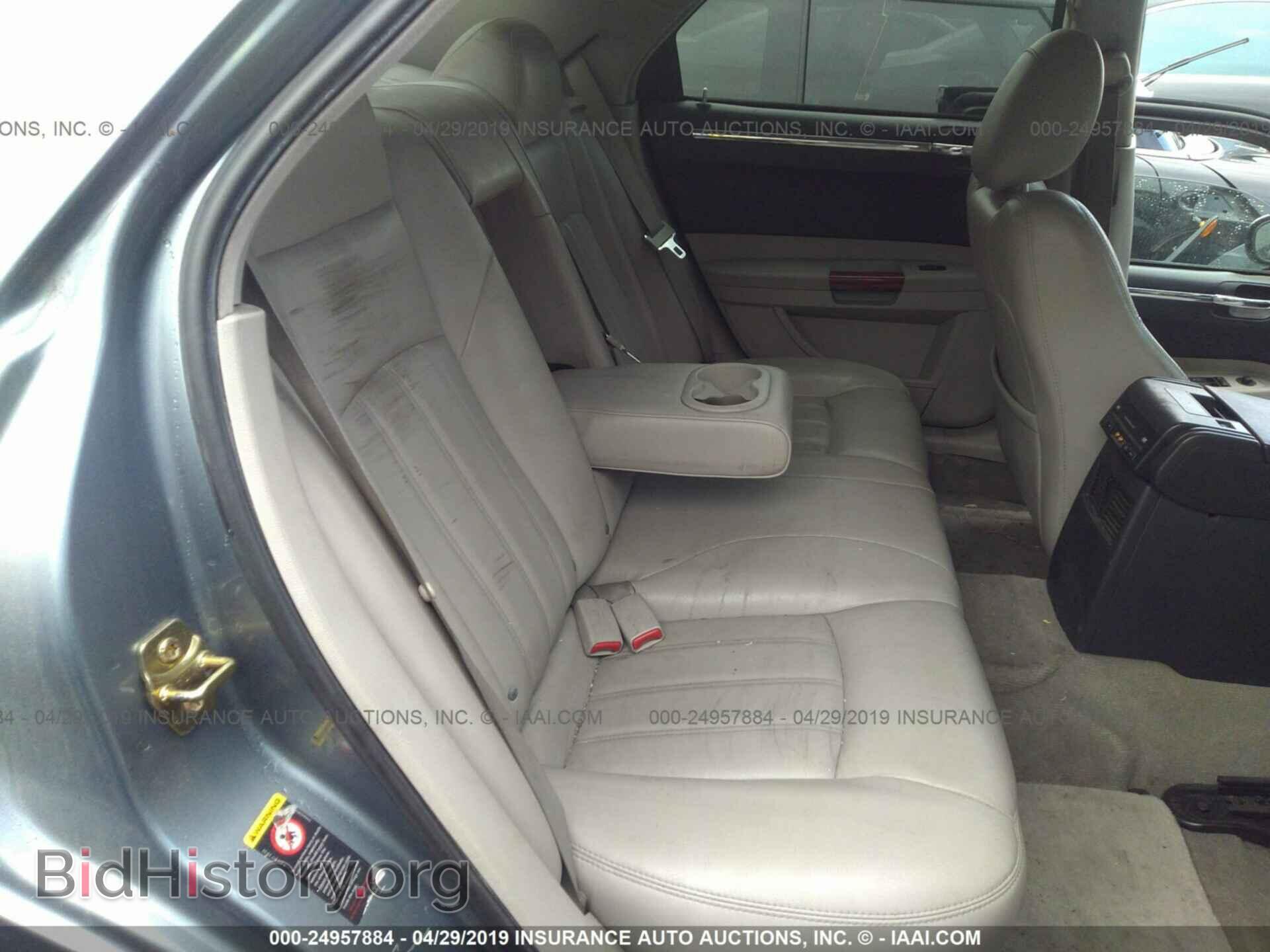 2006 CHRYSLER 300C - VIN: 2C3LA63H86H243904 - Фото 8