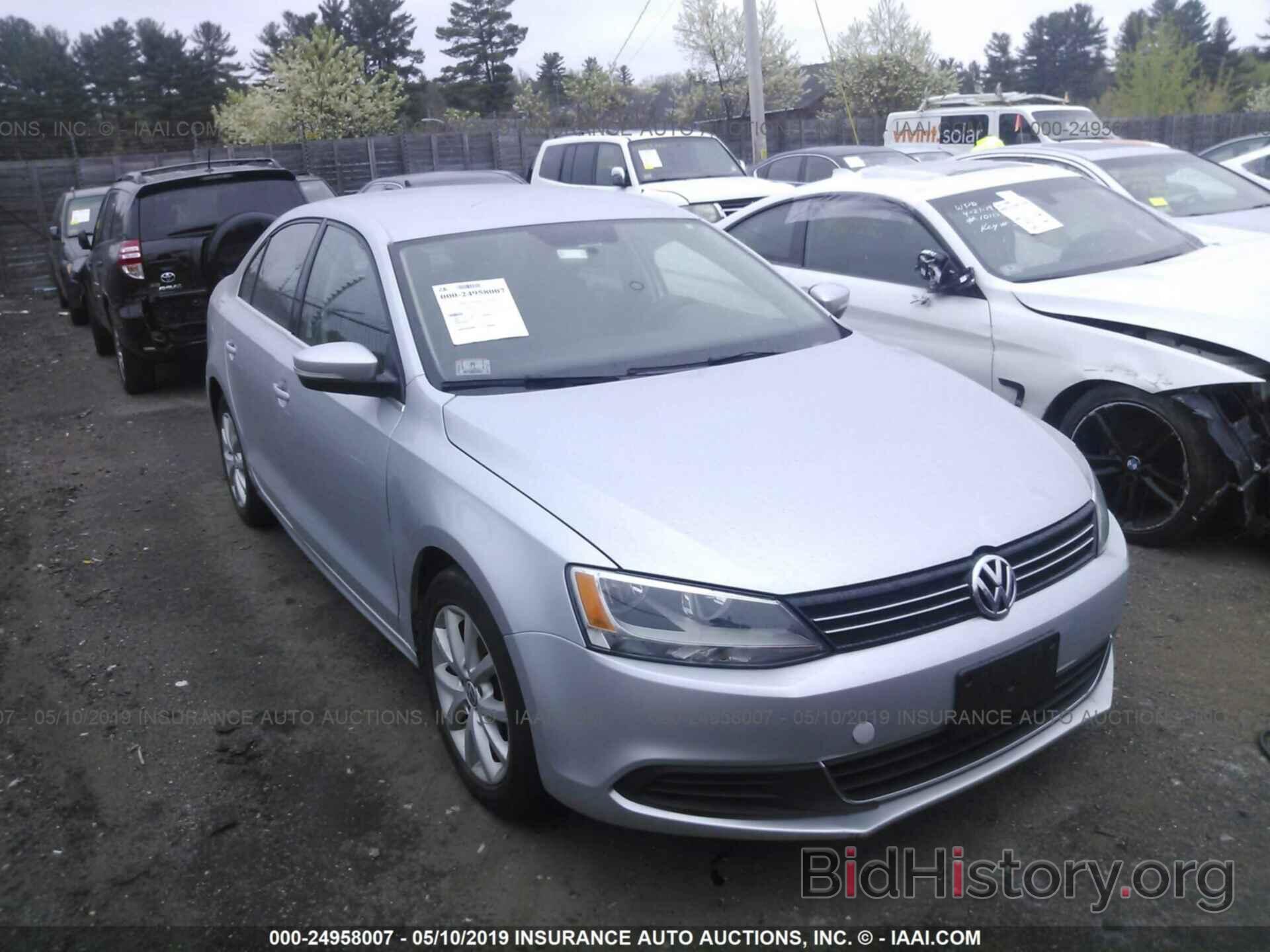 Фотография 3VWD17AJ9EM283983 - VOLKSWAGEN JETTA 2014