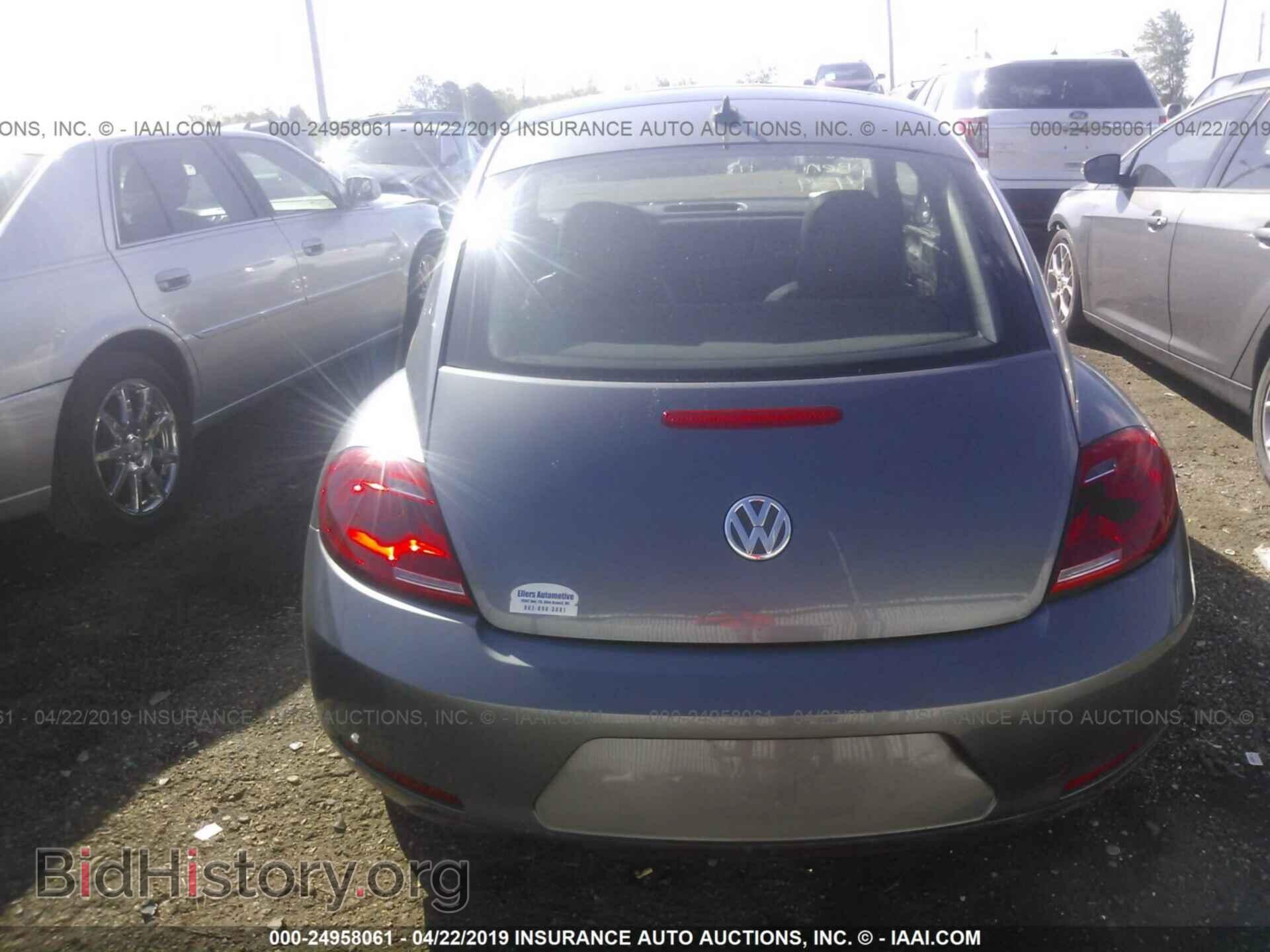 2012 VOLKSWAGEN BEETLE - VIN: 3VWJP7AT8CM643020 - Фото 3