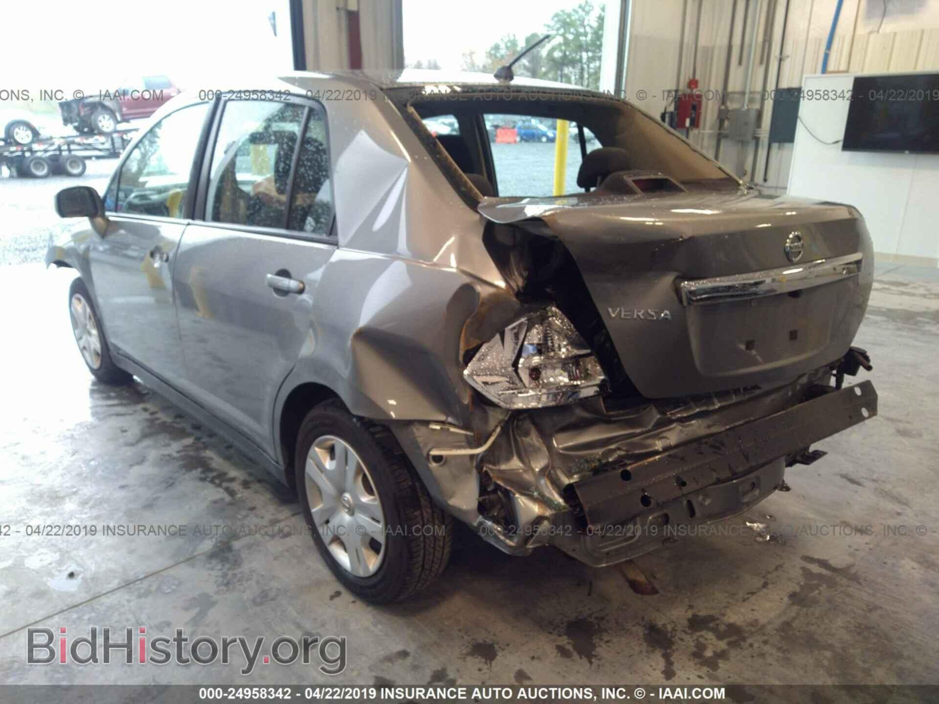 2010 NISSAN VERSA - VIN: 3N1BC1AP5AL362107 - Фото 3