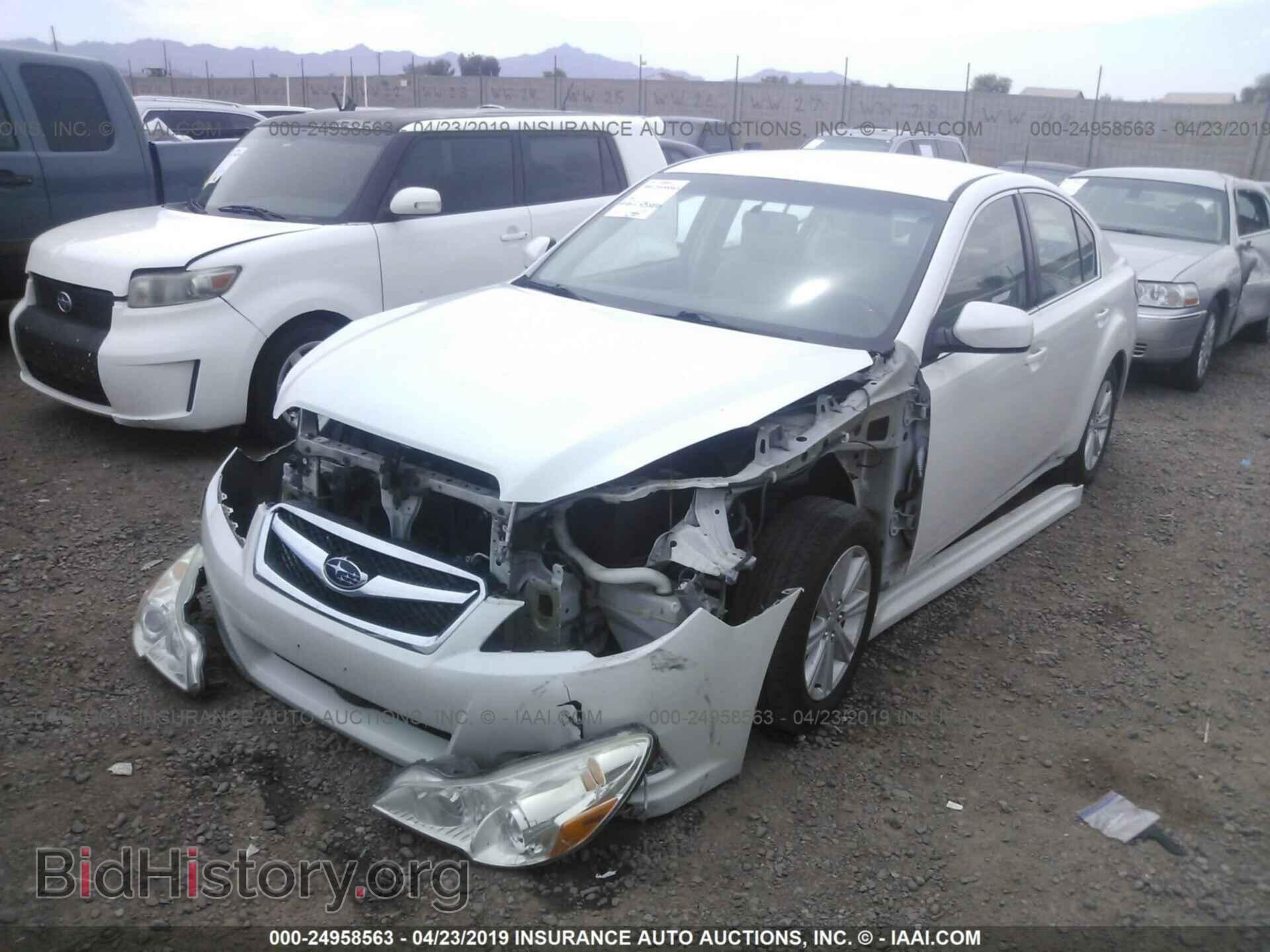 2011 SUBARU LEGACY - VIN: 4S3BMBC64B3243286 - Фото 2