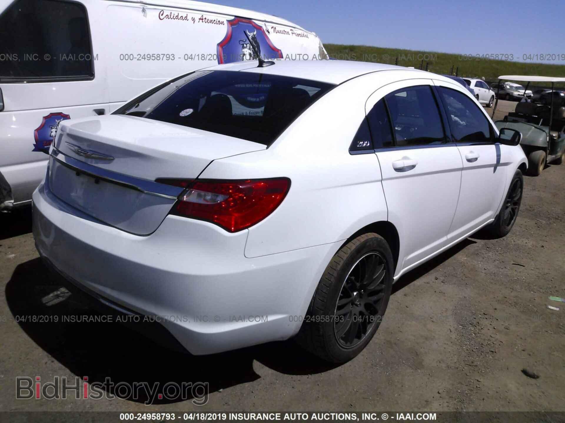 2013 CHRYSLER 200 - VIN: 1C3CCBAB1DN642529 - Photo 4