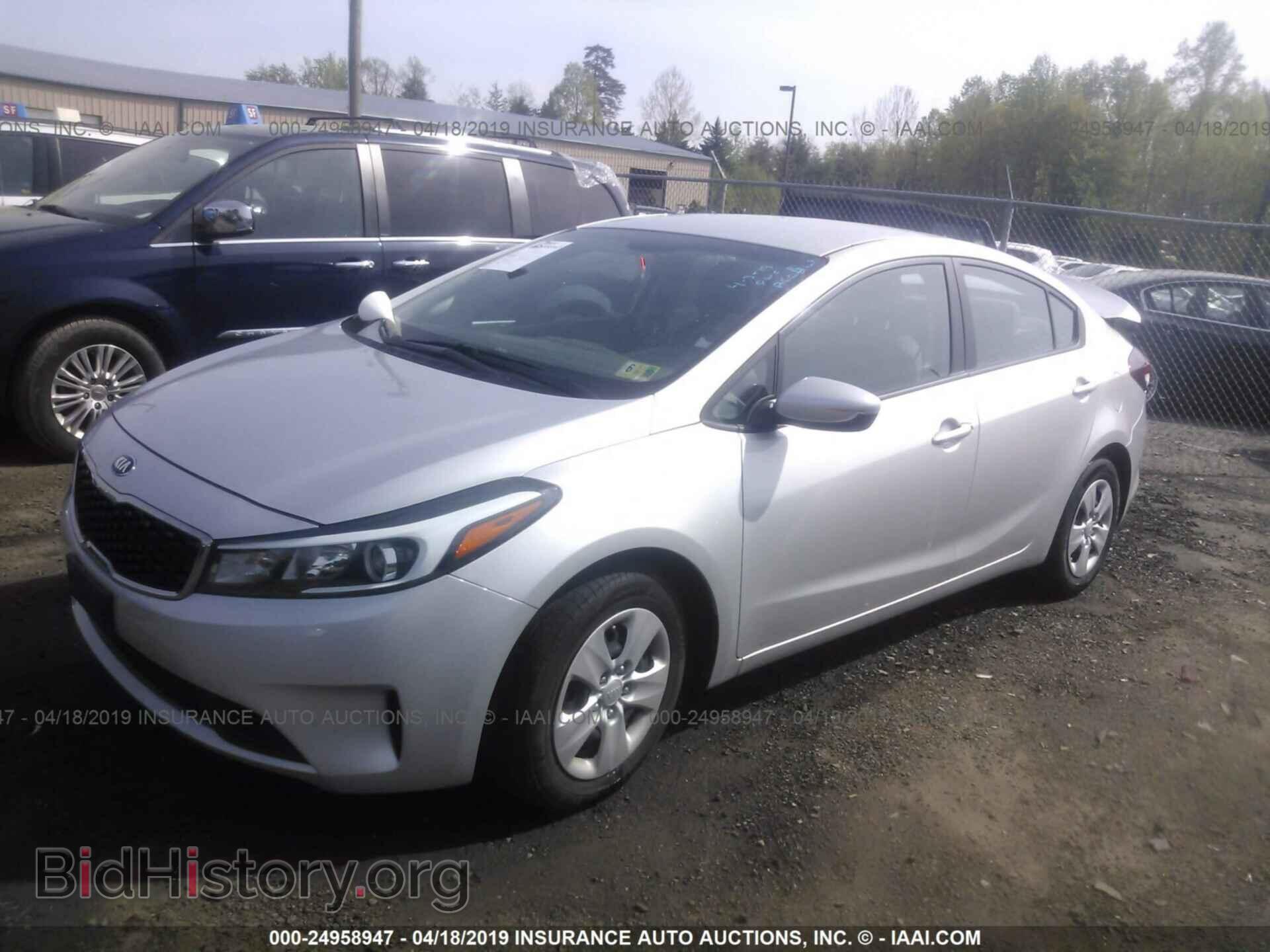 2017 KIA FORTE - VIN: 3KPFK4A71HE067023 - Photo 2