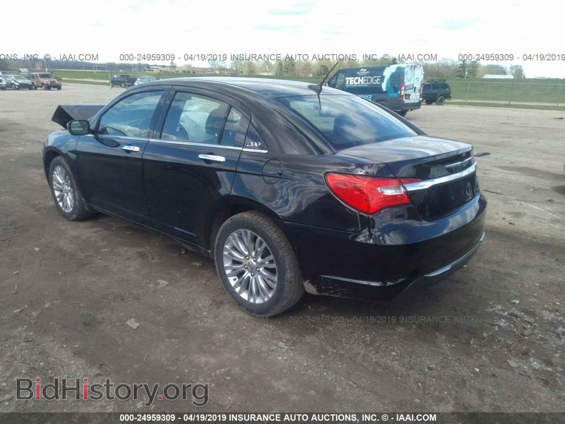 2012 CHRYSLER 200 - VIN: 1C3CCBCB7CN264020 - Photo 3