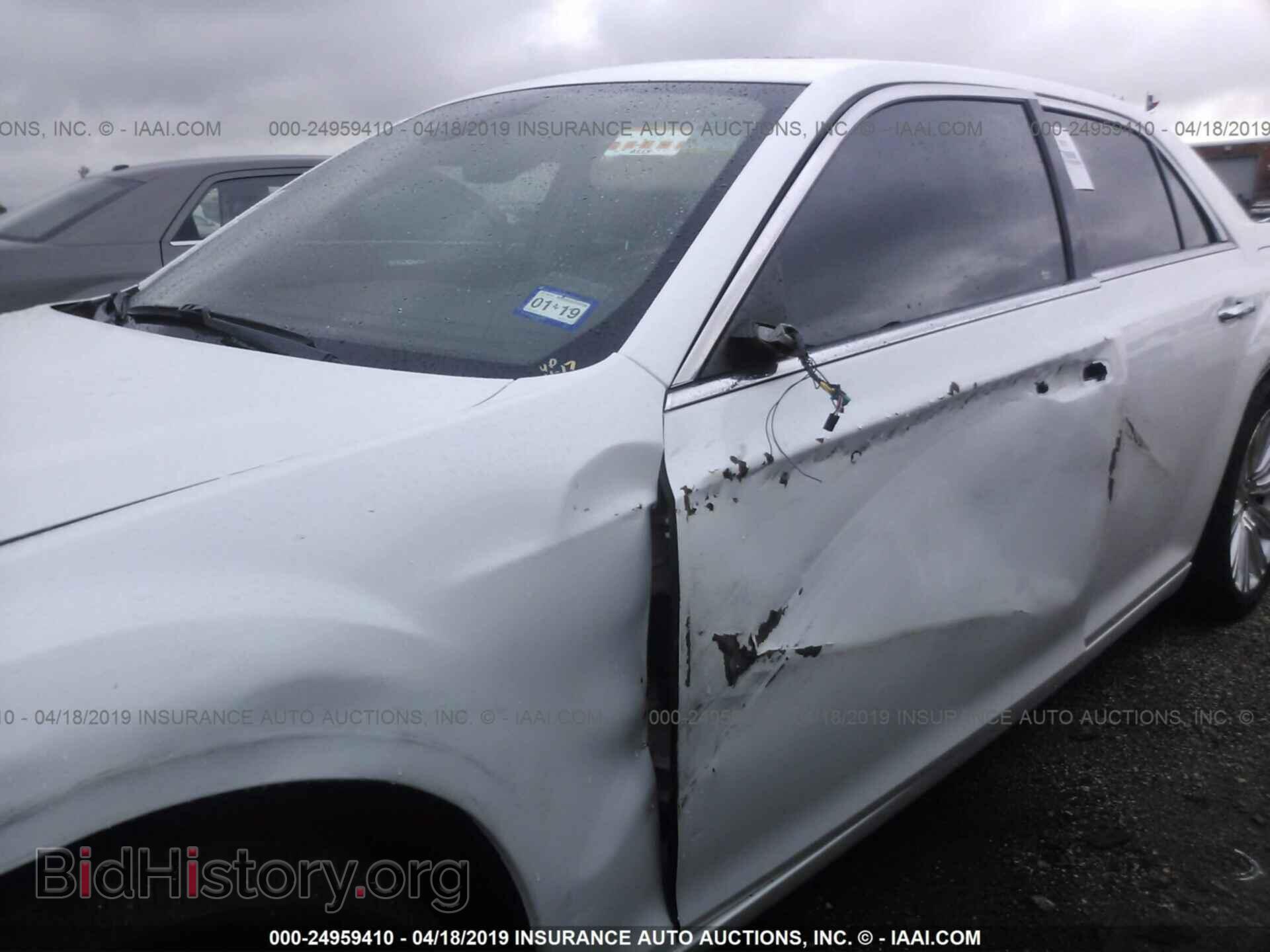 2011 CHRYSLER 300C - VIN: 2C3CA6CT9BH531459 - Фото 6