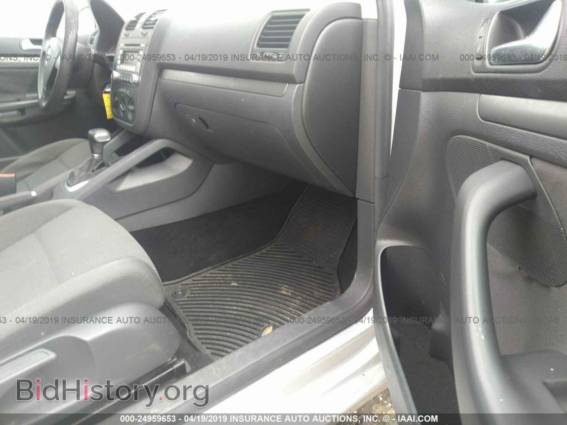 2007 VOLKSWAGEN RABBIT - VIN: WVWDR71K47W121394 - Фото 5