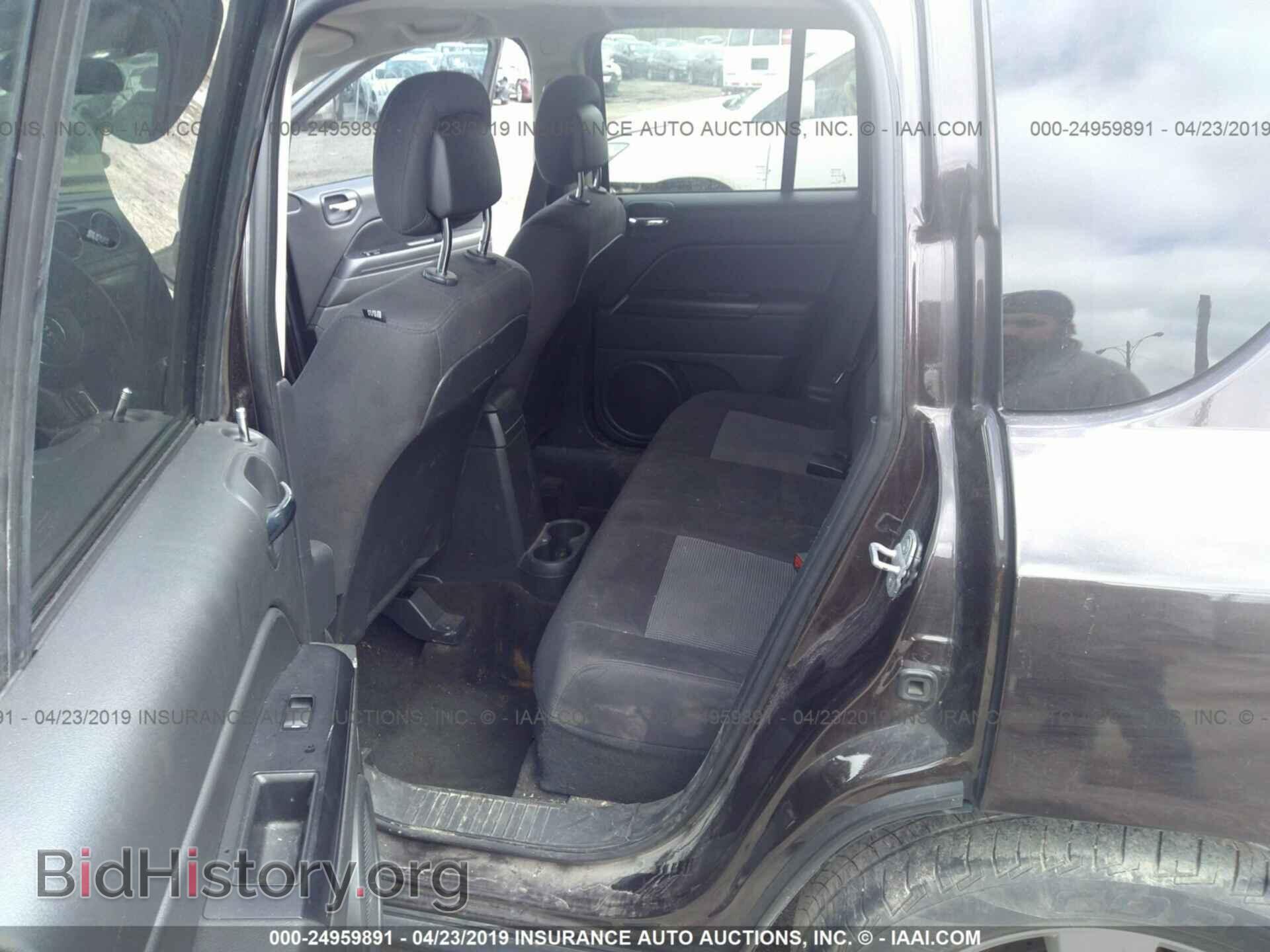 2014 JEEP COMPASS - VIN: 1C4NJDBB3ED592292 - Фото 8